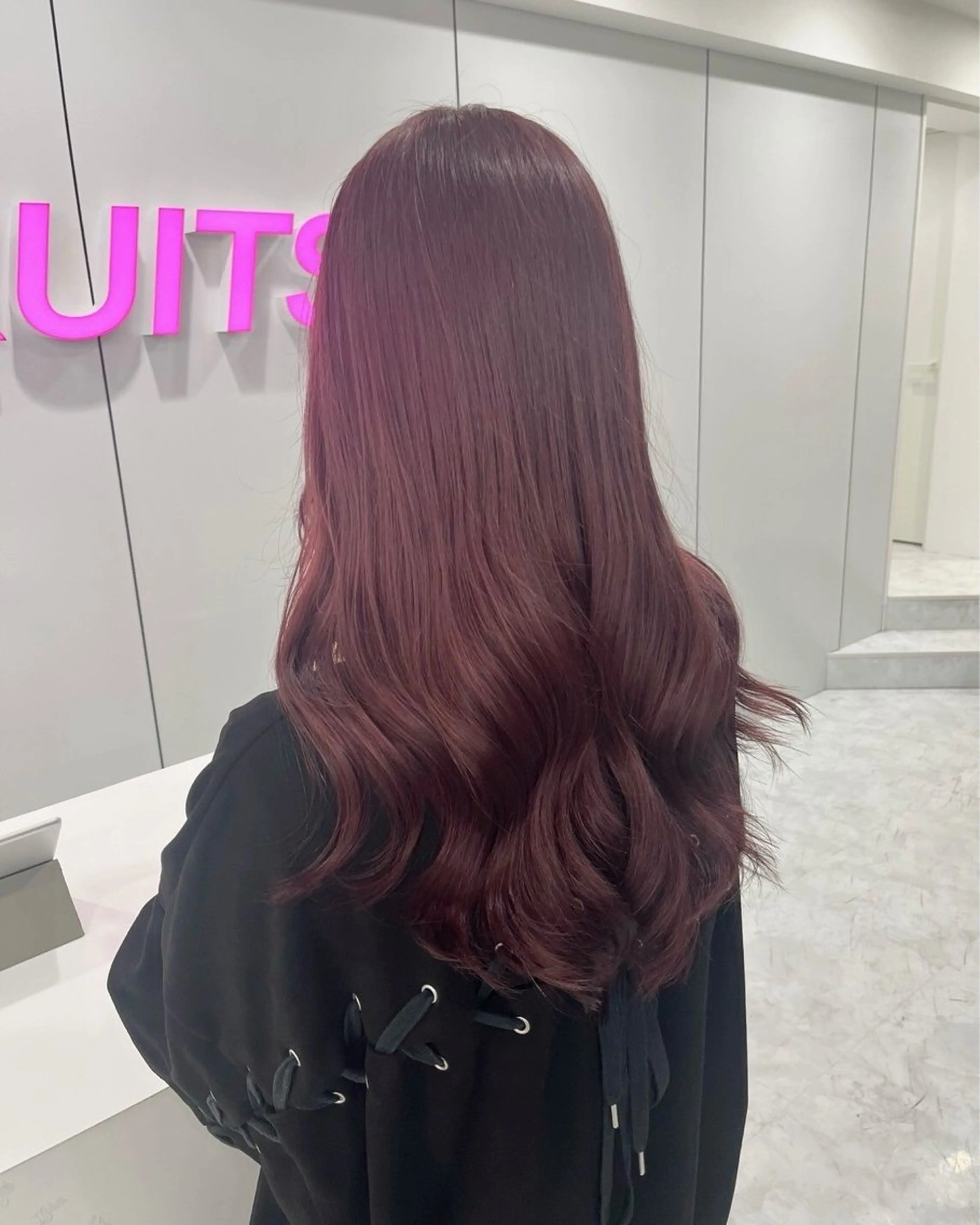 ロング カラー ヘアアレンジ 暗髪うる艶ヘア🫧 yumi🐈‍⬛🪽のヘアスタイル