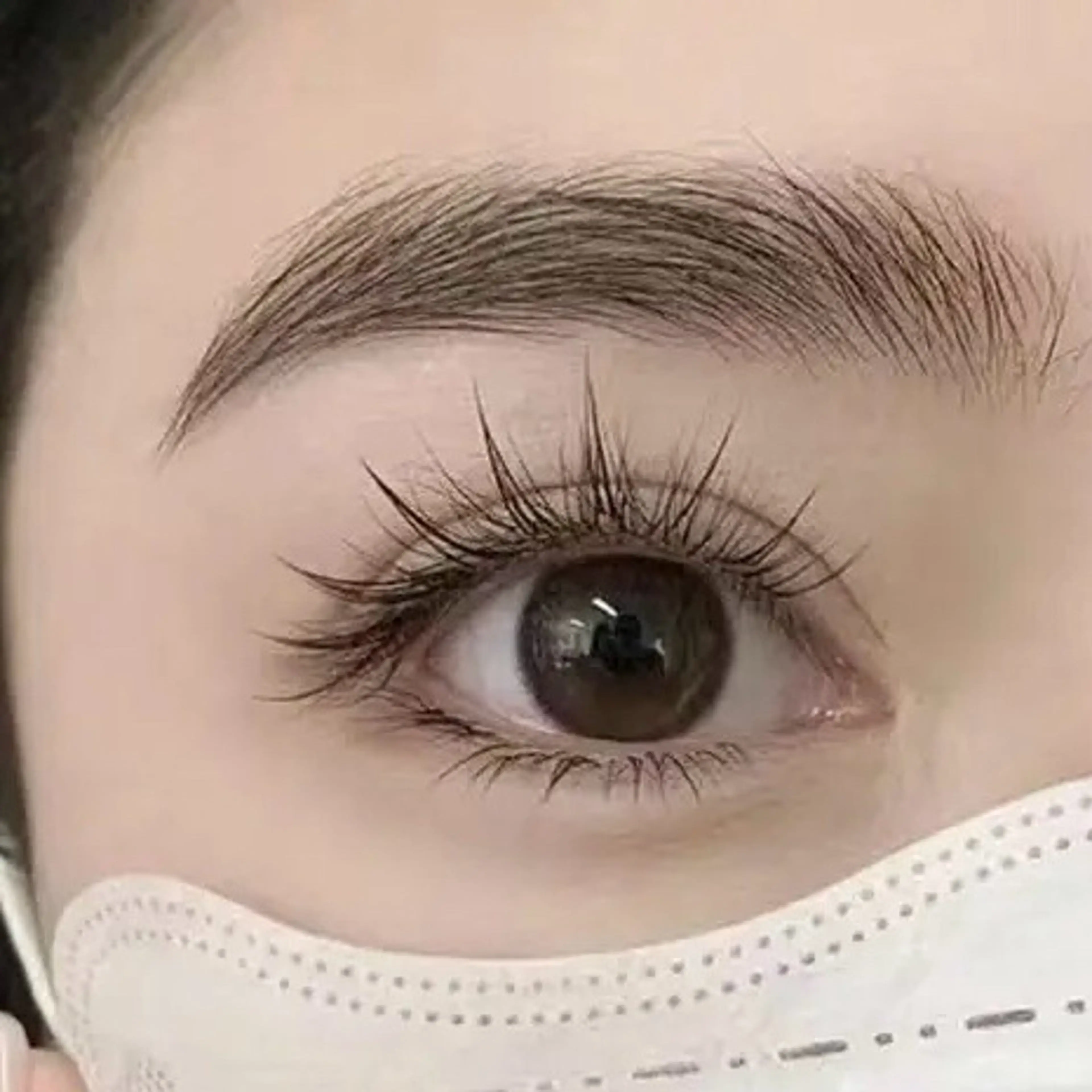 マツエク・マツパ 束感まつ毛 カラーマツエク フラットラッシュ パリジェンヌラッシュリフト まつげパーマ ミユ 横浜のマツエク・マツパデザイン