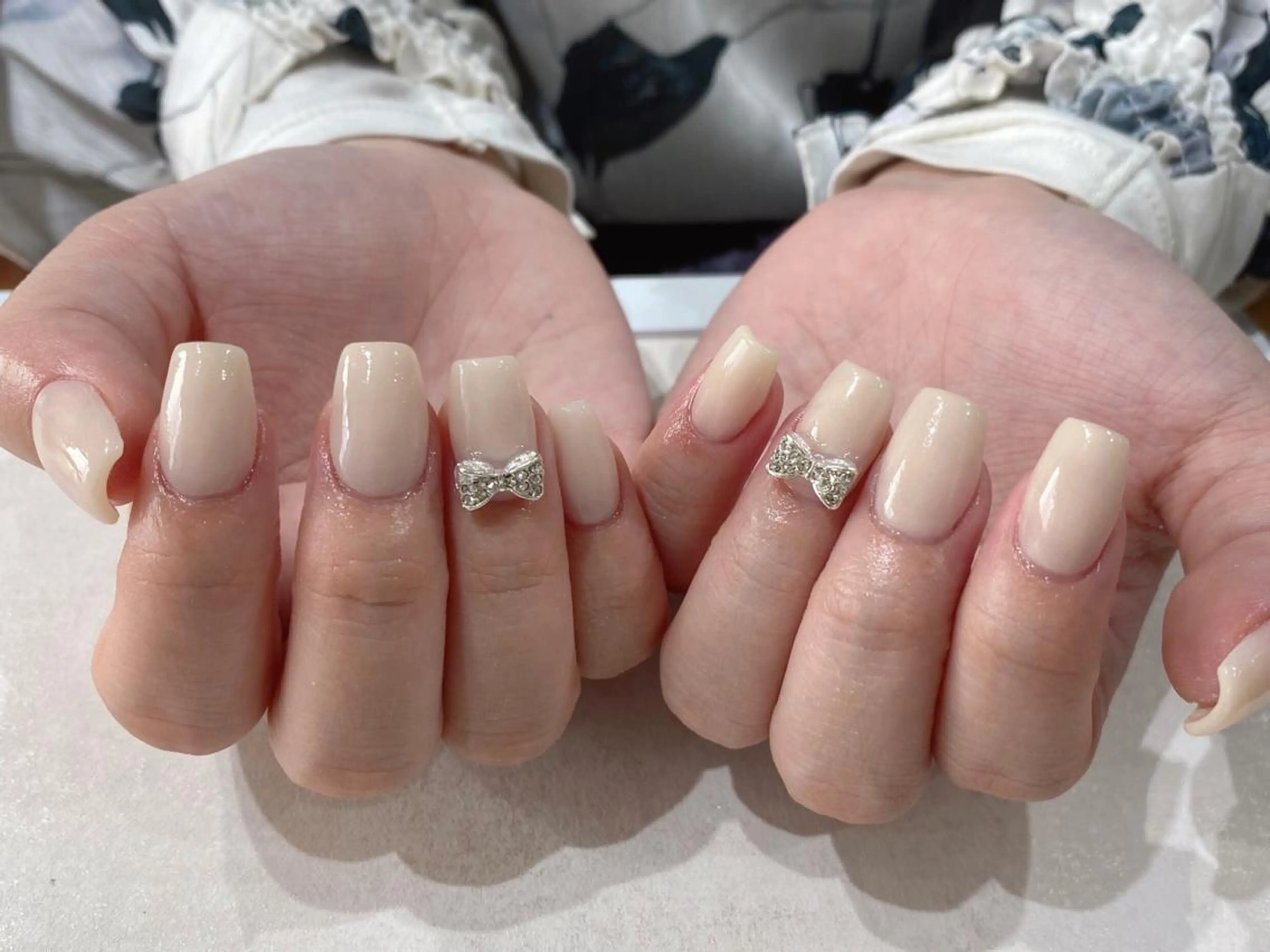 ショート ハンドネイル Nail  R💫 naoのネイルデザイン