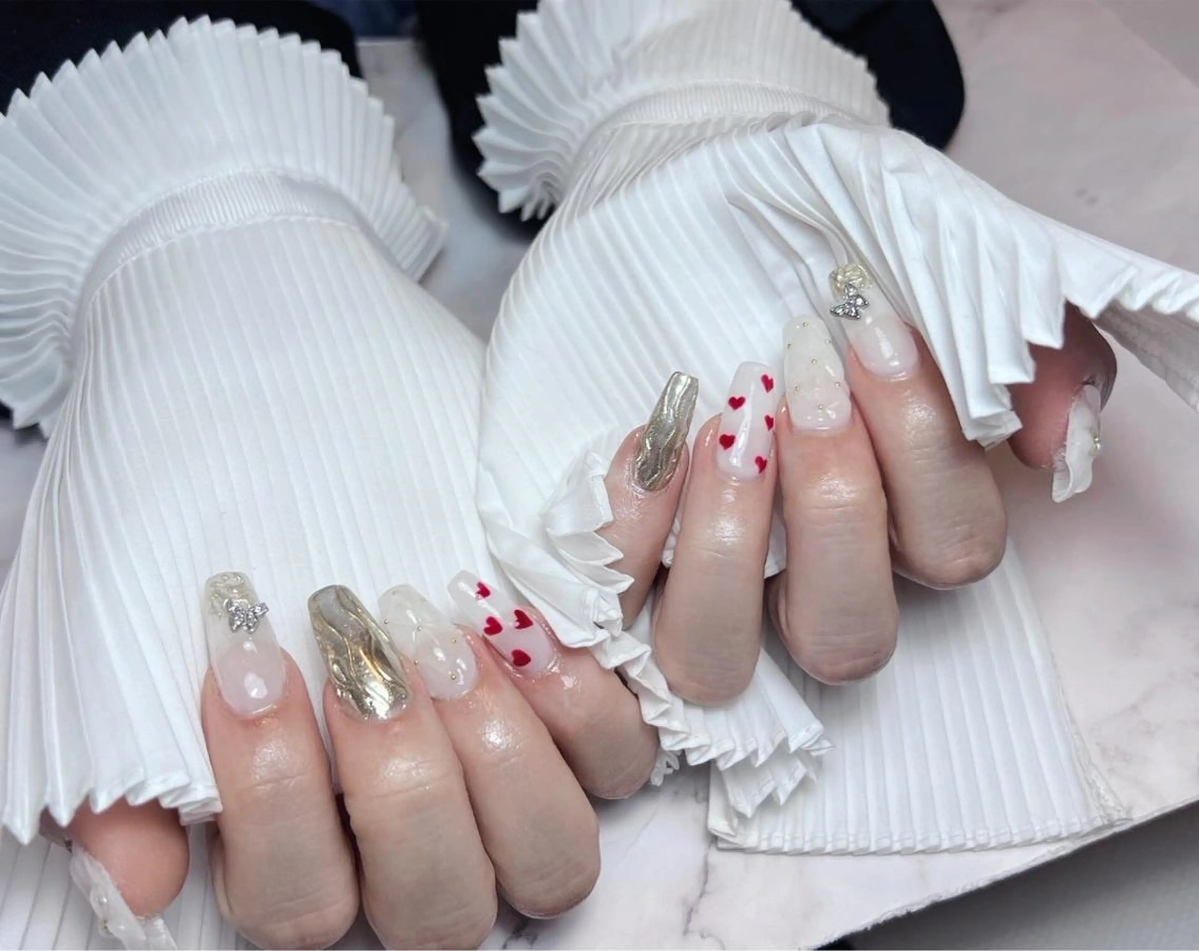 ネイル RAFFINE 月🦋🩵のネイルデザイン