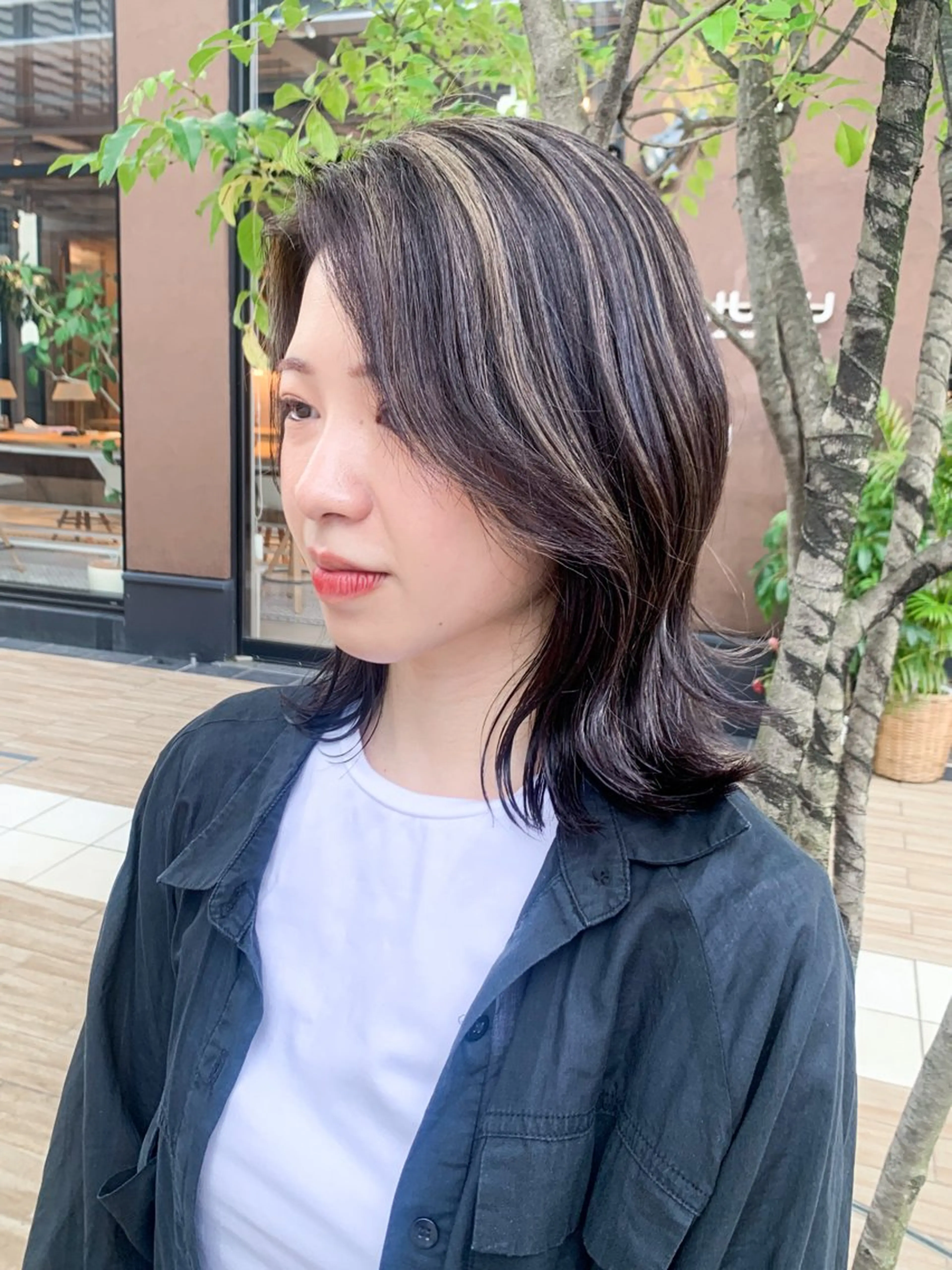 ミディアム カラー ヘアアレンジ カット ヘアカラー トリートメント yuka .のヘアスタイル