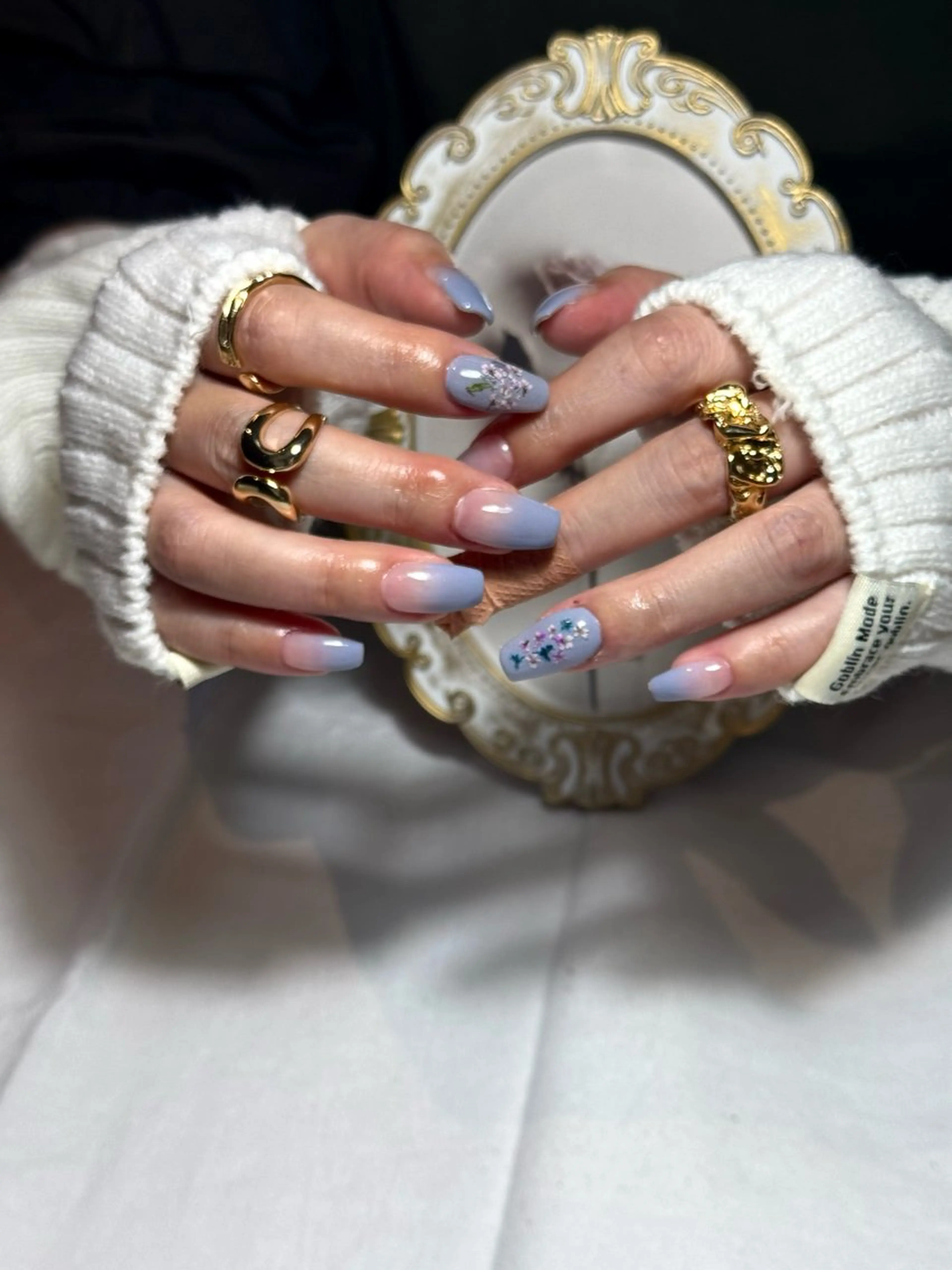 ネイル グラデーション BRAIDZY HOUSE.hair studio所属・吉野 はるかのネイルデザイン