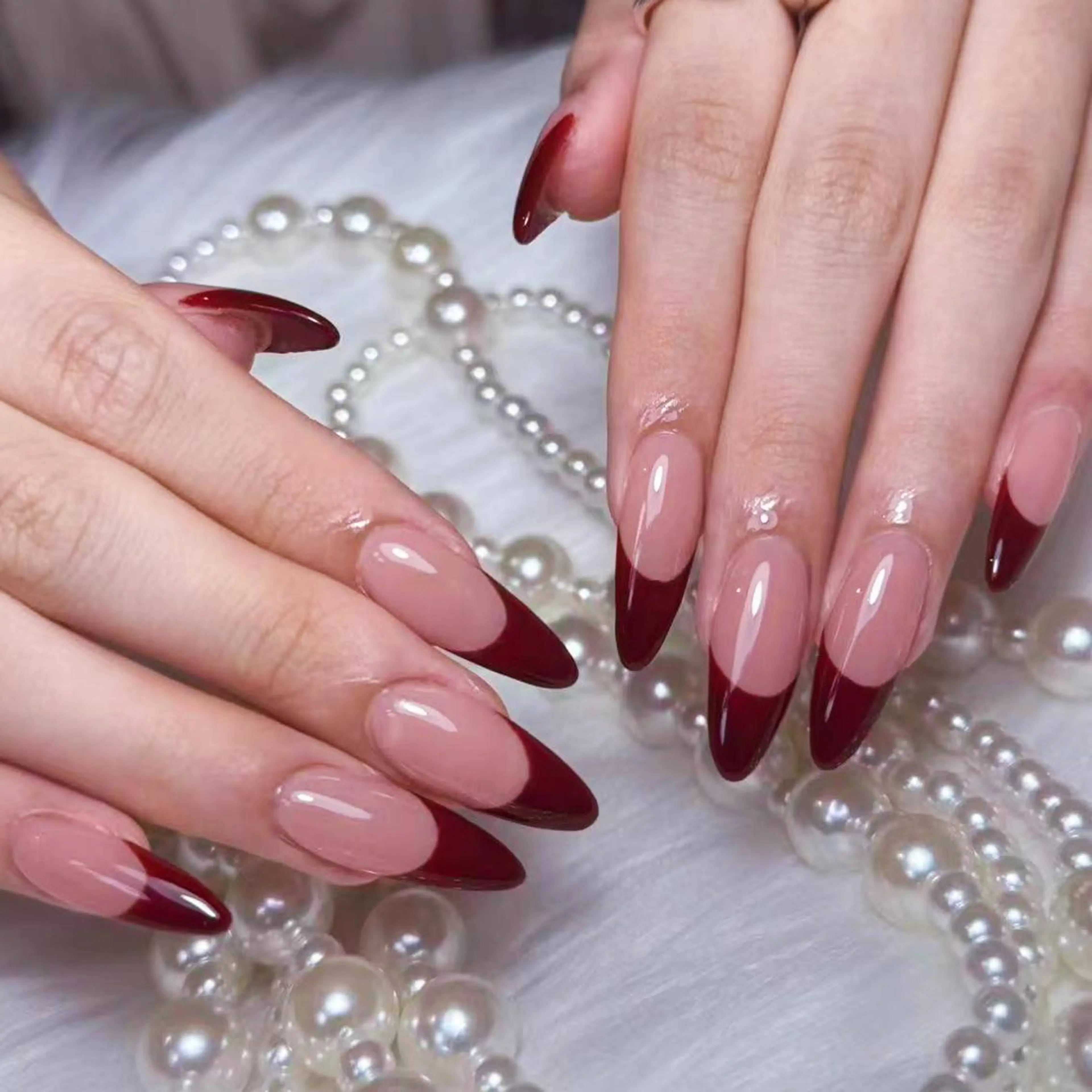 ネイル アートネイル オーロラネイル ガーリー キラキラネイル マグネットネイル DIAMOND 💅のネイルデザイン