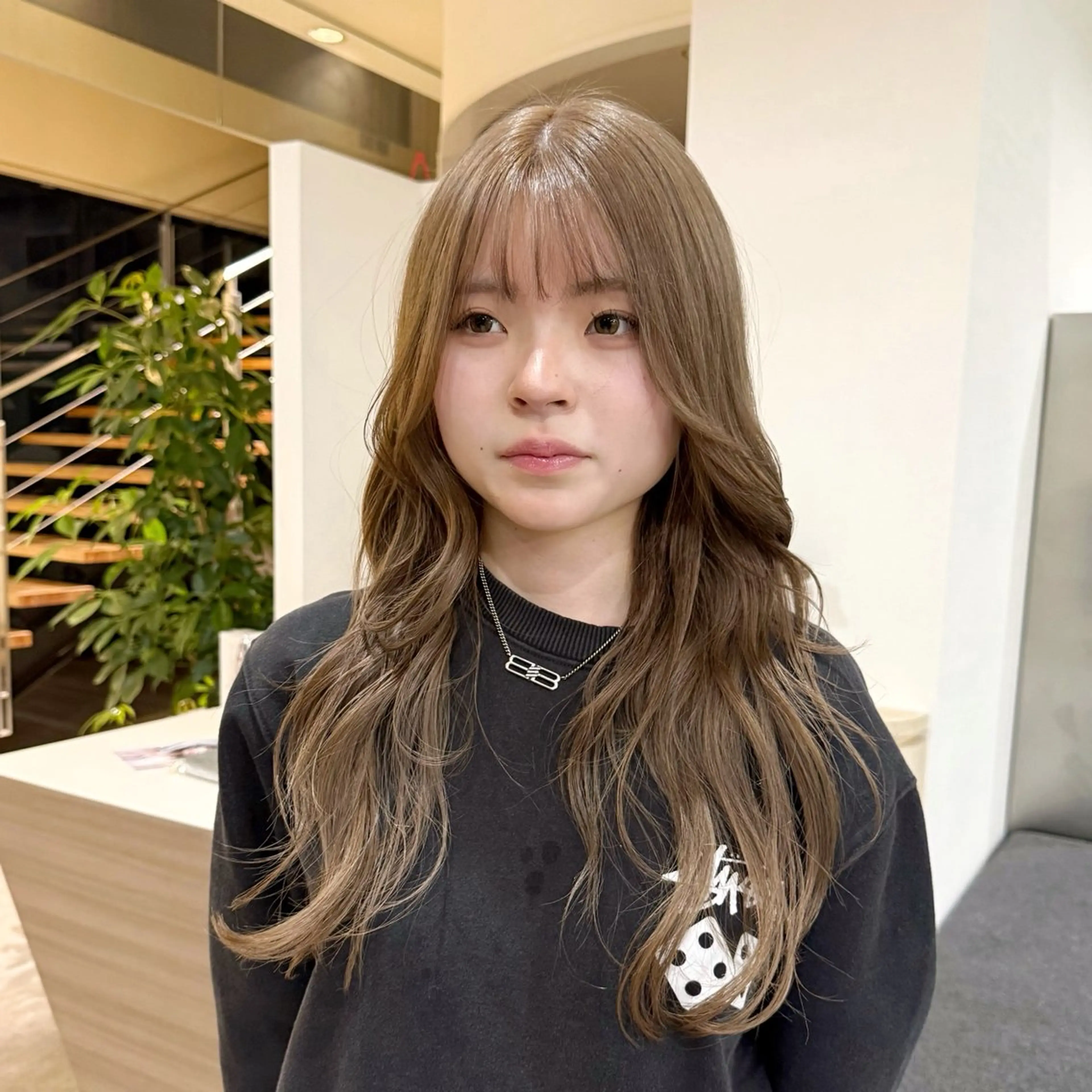 ロング カラー Himena🎀 ハイトーン/デザインのヘアスタイル