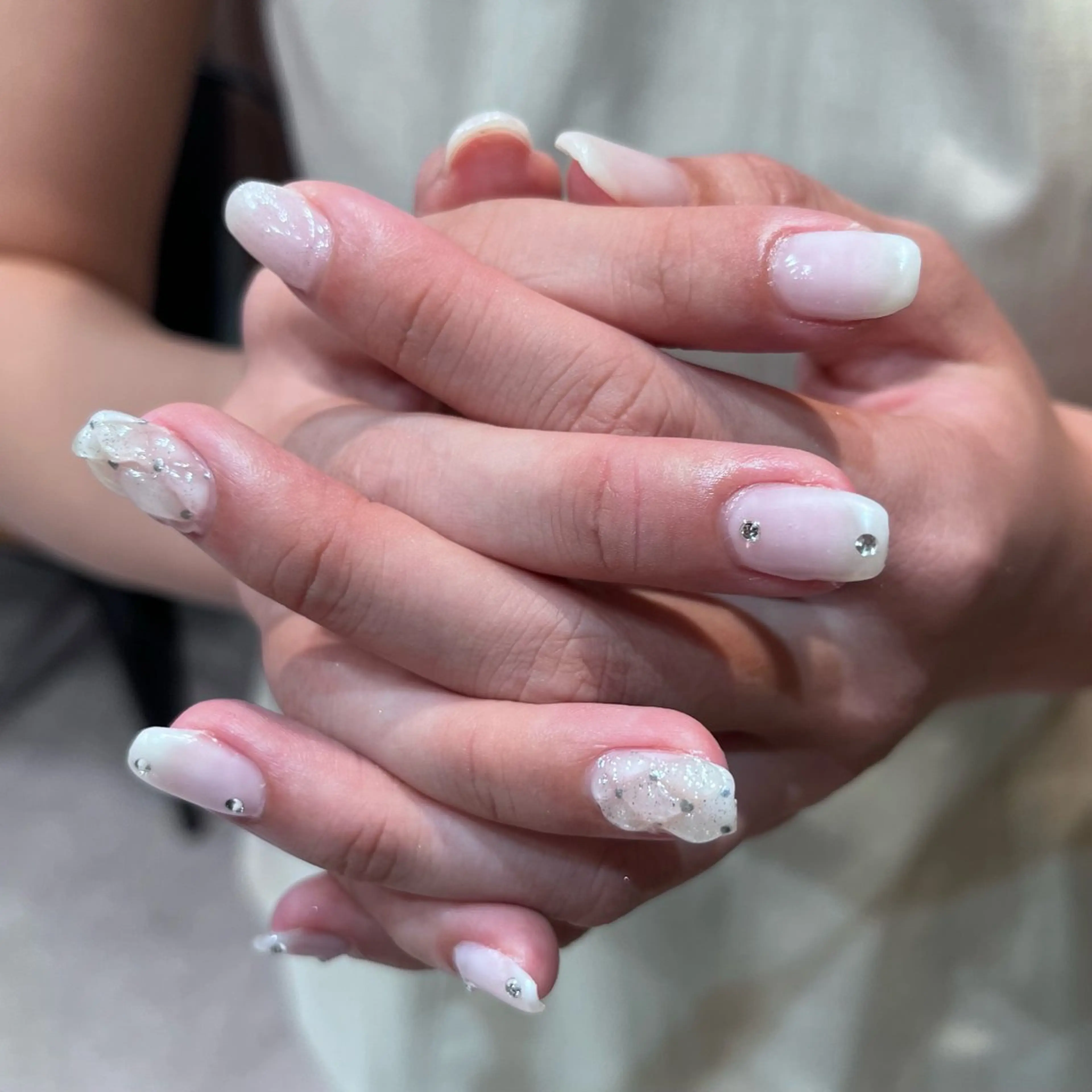 ネイル ハンドネイル 🩶レイナ🩶 color/nailのヘアスタイル