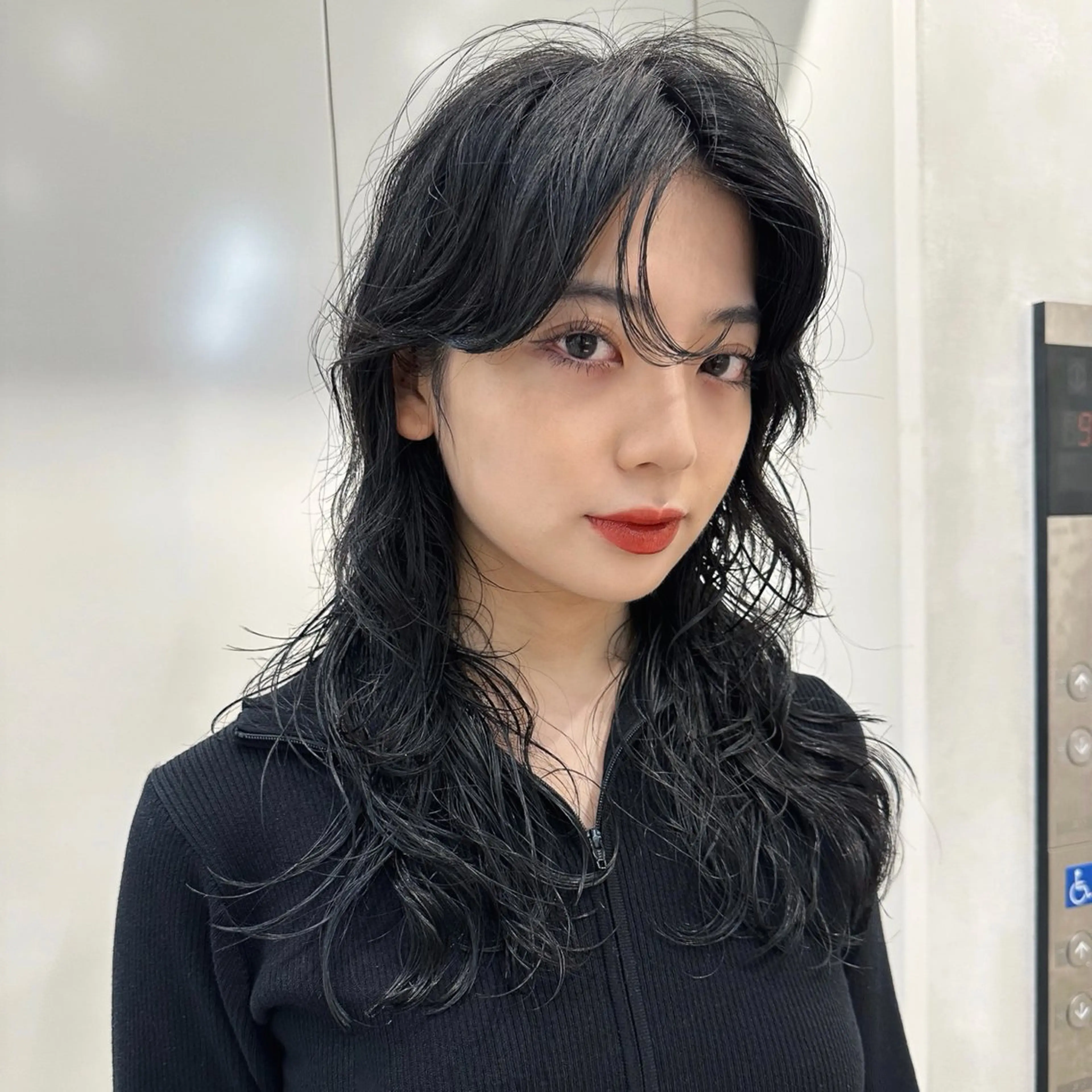 セミロング 🌀perm 🌀のヘアスタイル