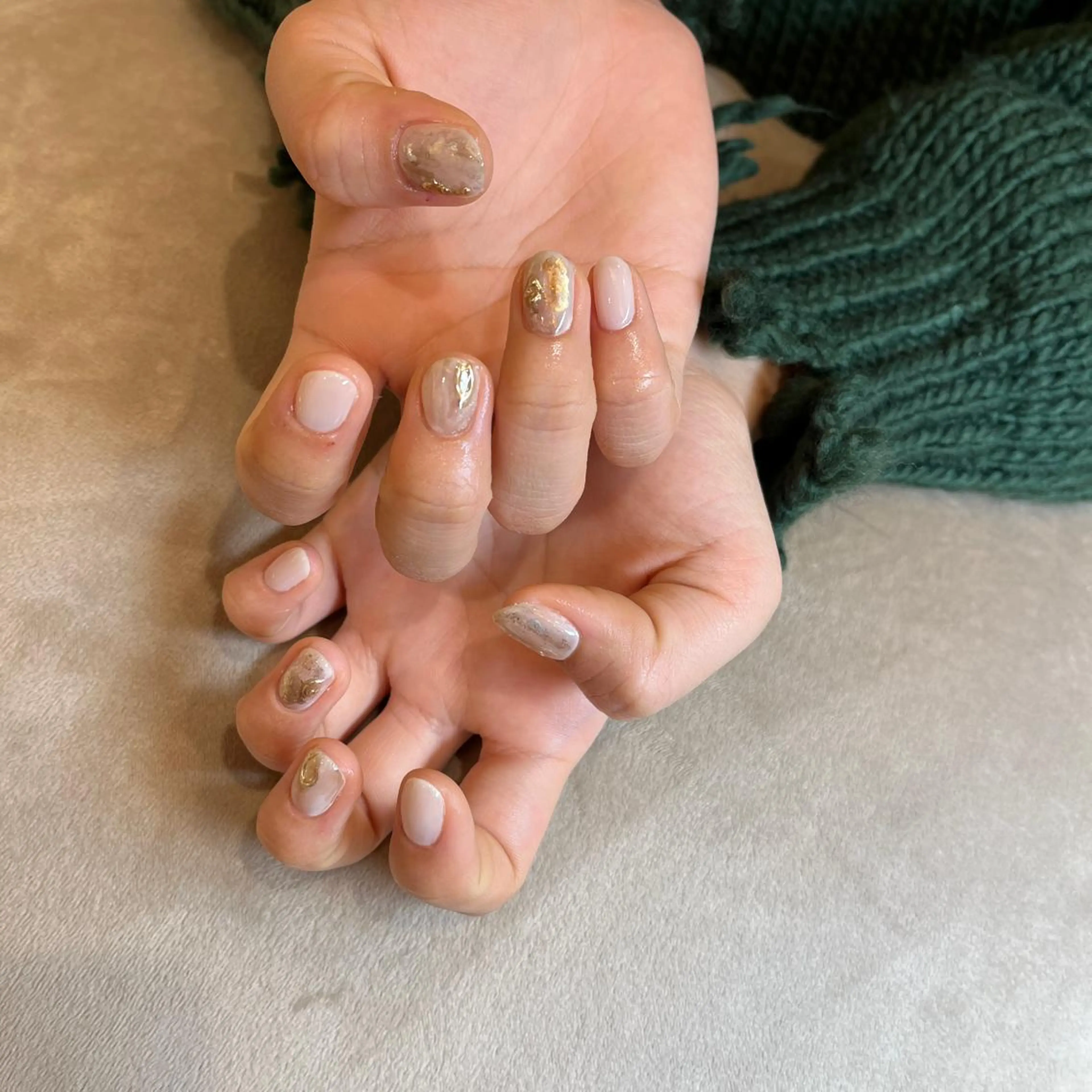 ネイル ニュアンスネイル フリーランス¨̮⃝ ネイリストOKADAのネイルデザイン