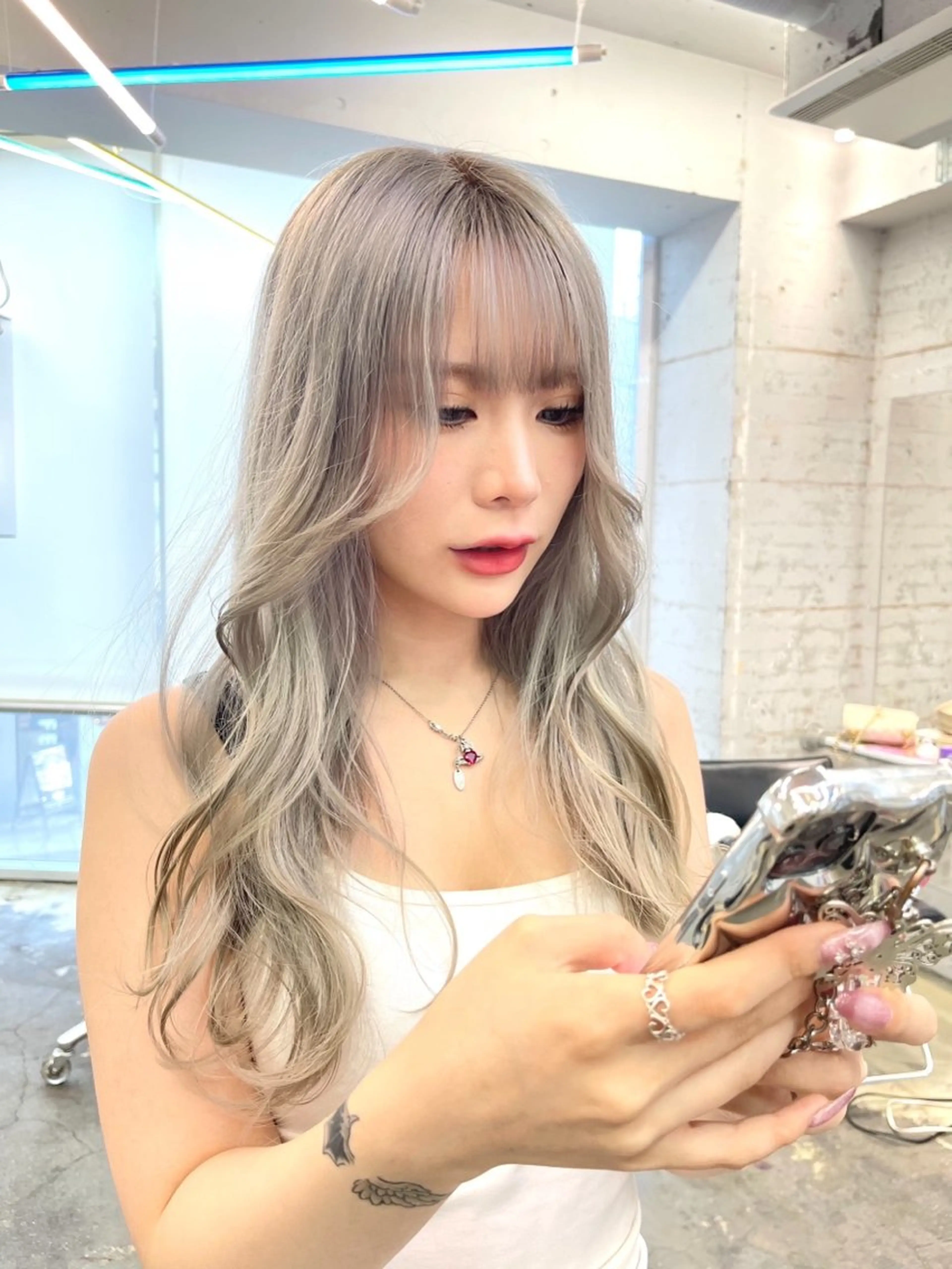 🧡人気急上昇中🧡エクステ（70本​〜​)＋ワンカラー＋メンテナンスカット無料の写真