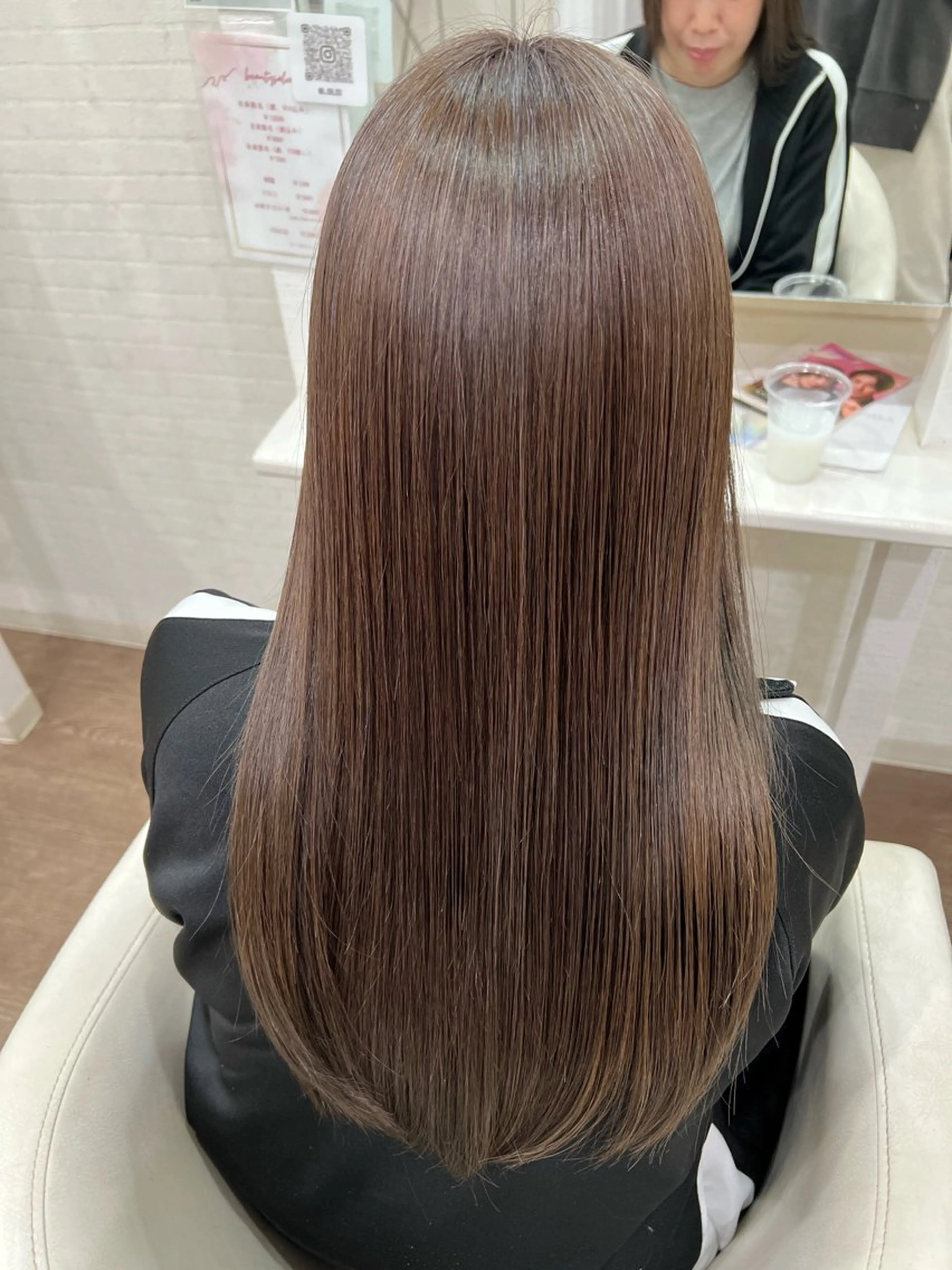 ロング カラー ブラウンカラー Lish所属・五反田 梨陽のヘアスタイル