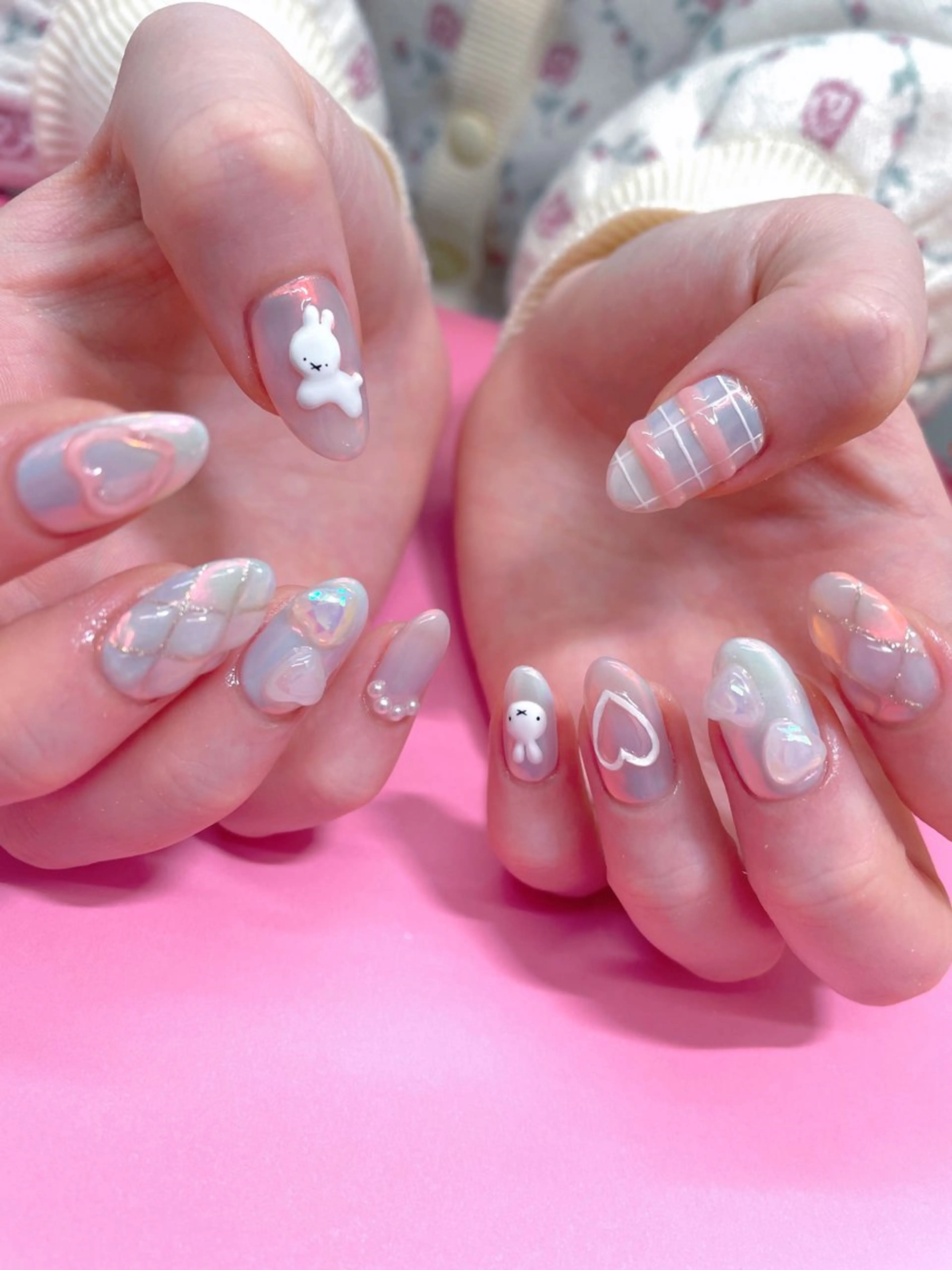 ネイル ハンドネイル OKIKA所属・【OKIKA】 らん🦖🌈🧡のマツエク・マツパデザイン