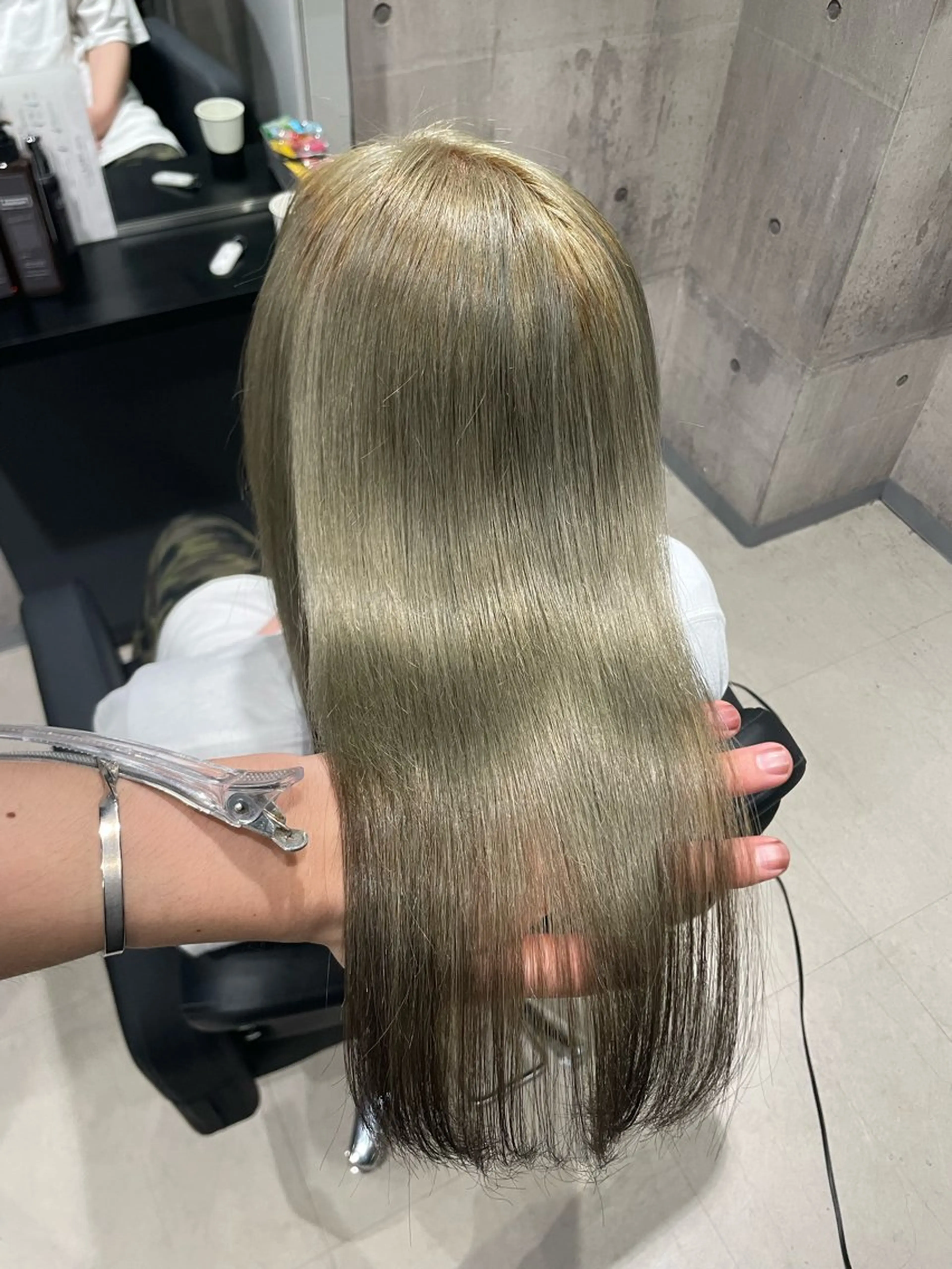 ロング カラー ミント ミントグリーン カット ヘアカラー トリートメント 🫧透明感/美髪🫧 Hiroakiのヘアスタイル