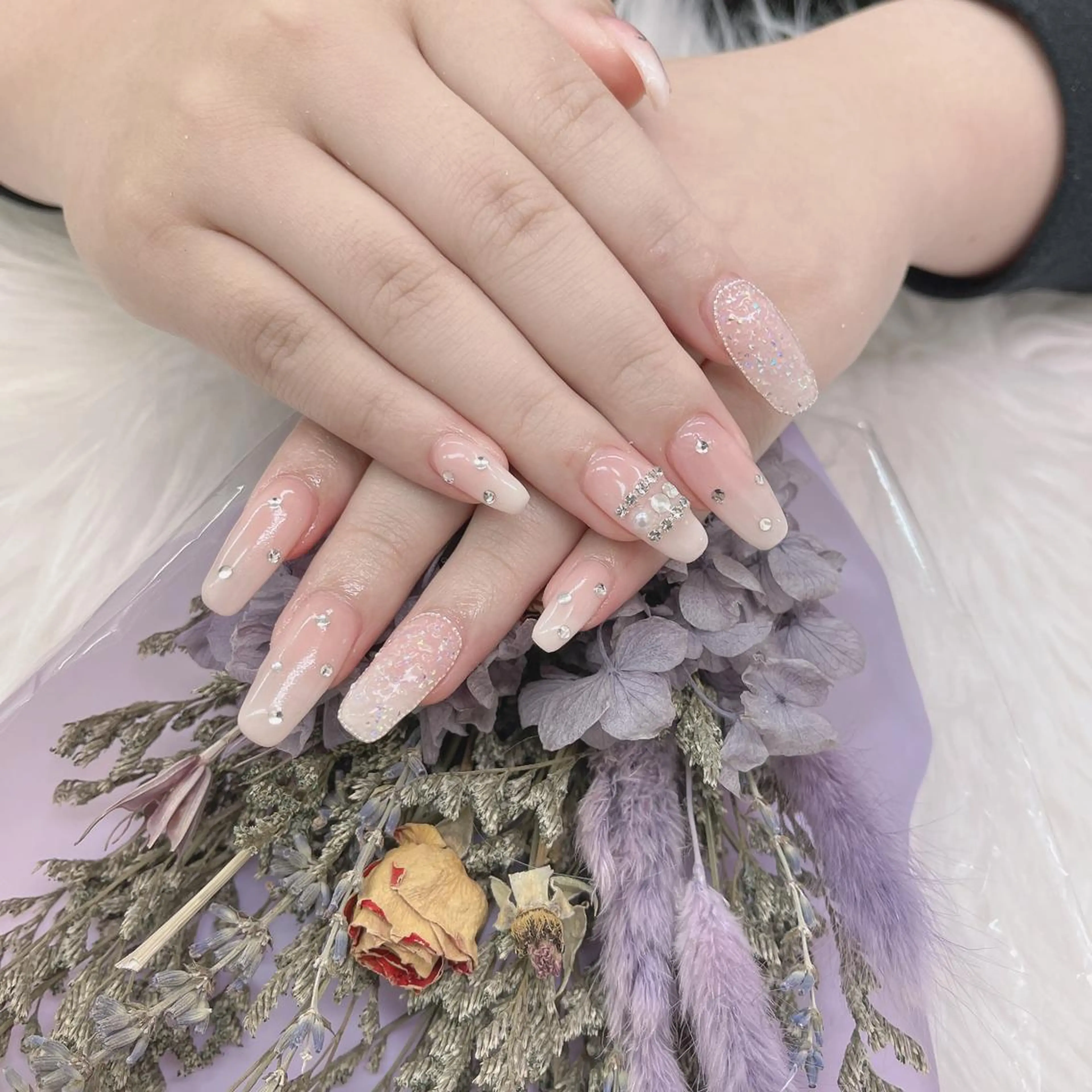 ネイル 🦋ネイルサロン ブラン🌈ゆりのネイルデザイン