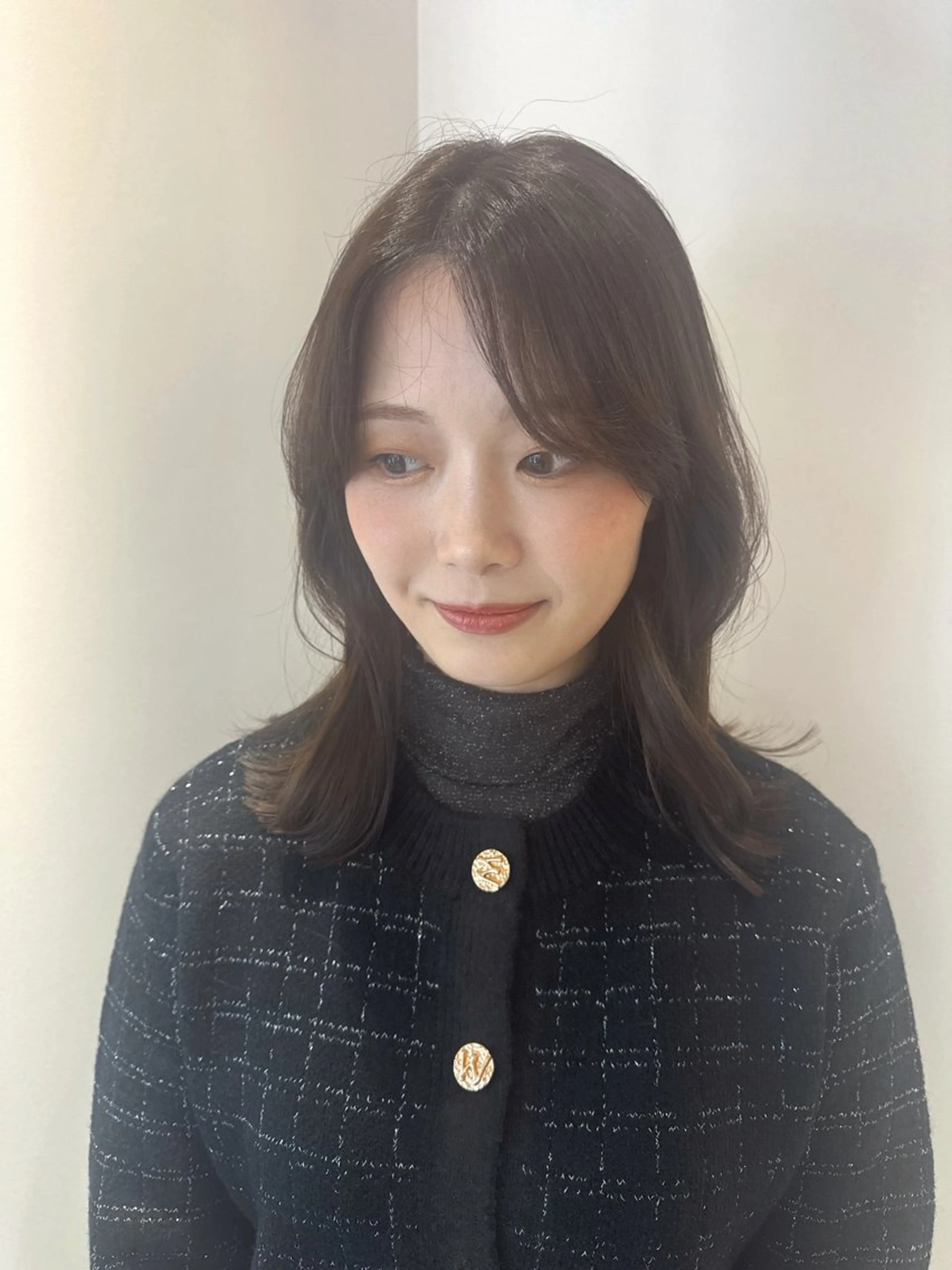 ミディアム 透明感のあるモテ艶髪 🫧AYAKAのヘアスタイル