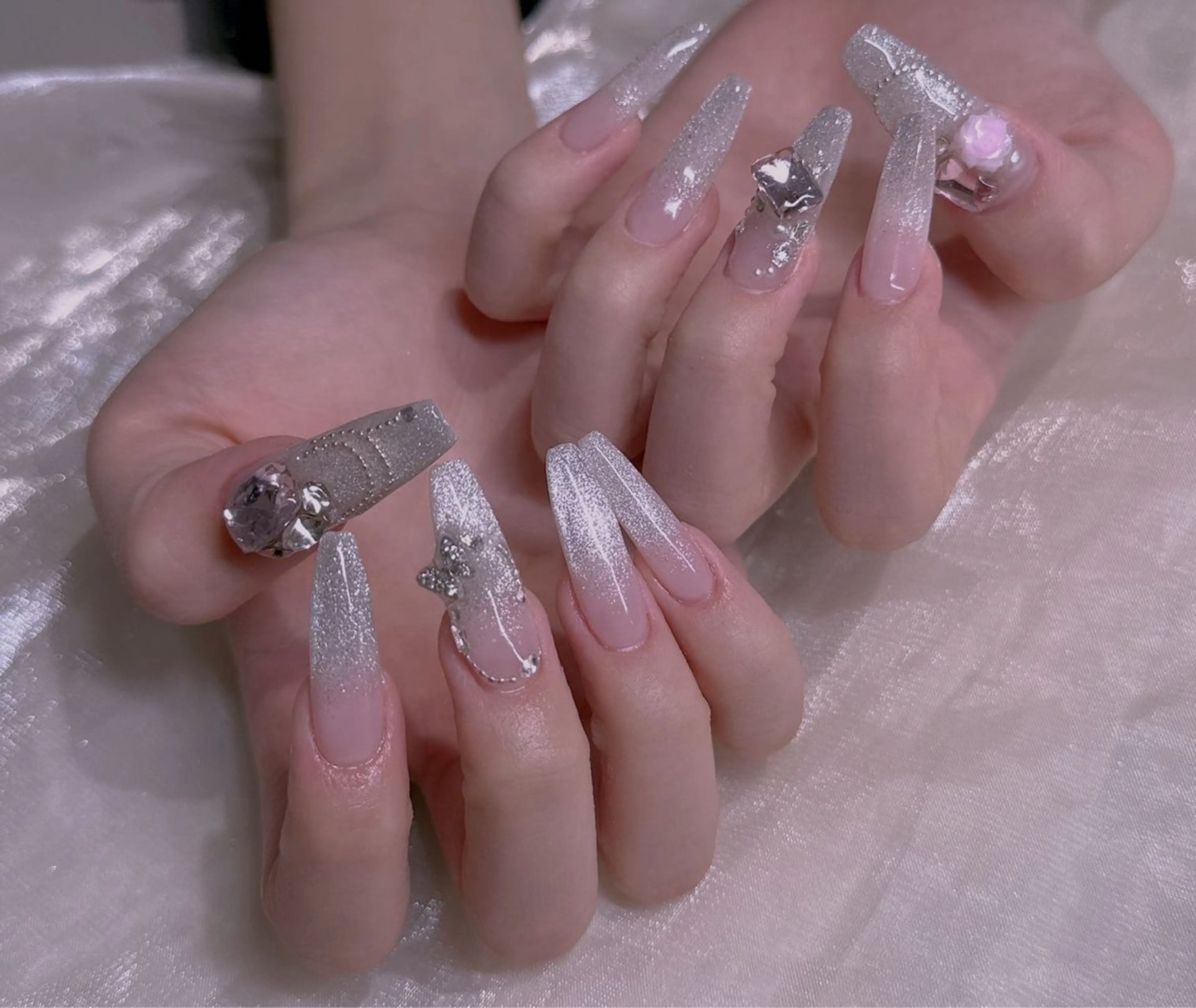 ネイル ハンドネイル リン リンのネイルデザイン