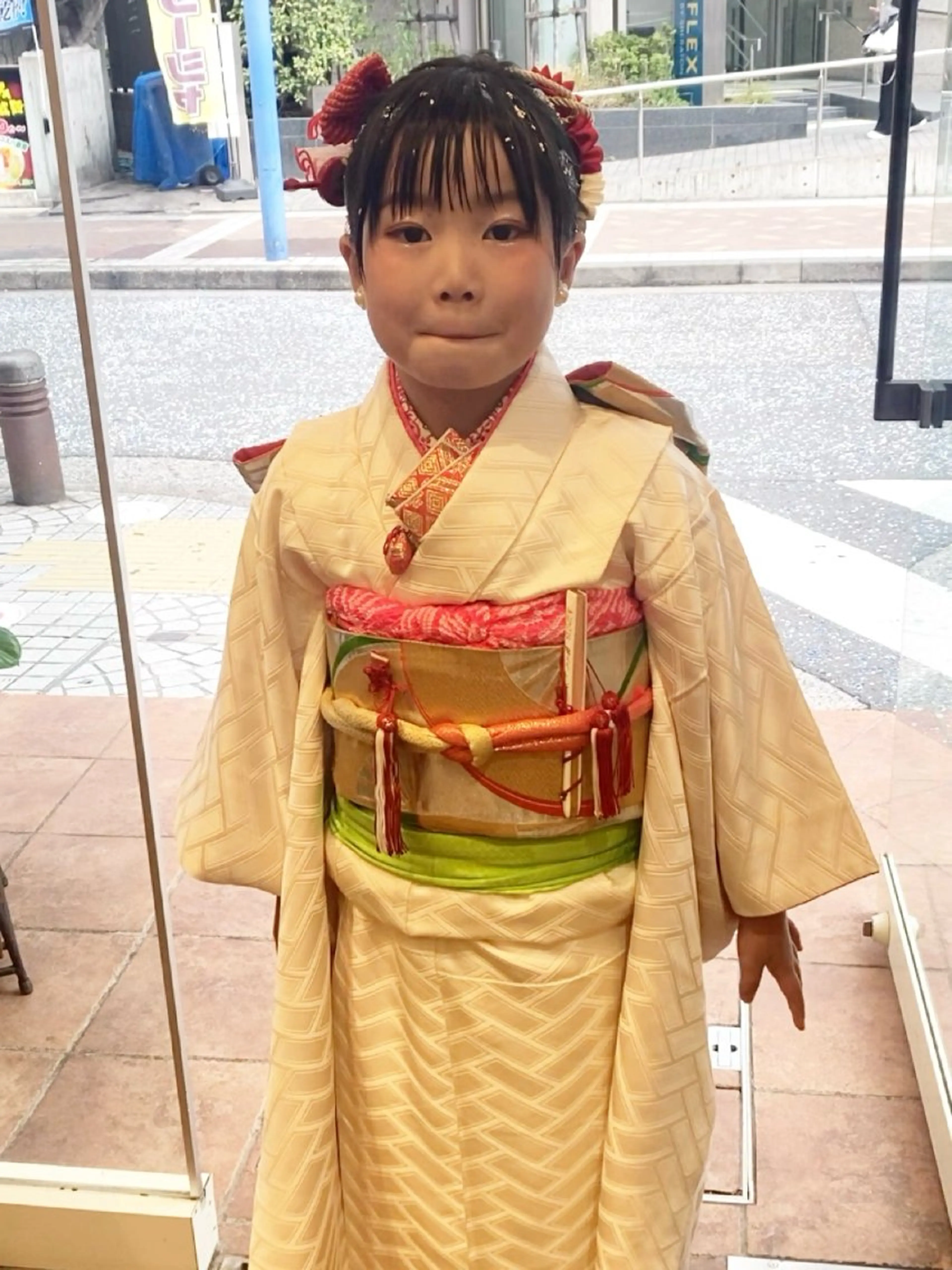 キッズ ハウス山下あやか 成人式カットカラーのその他イメージ