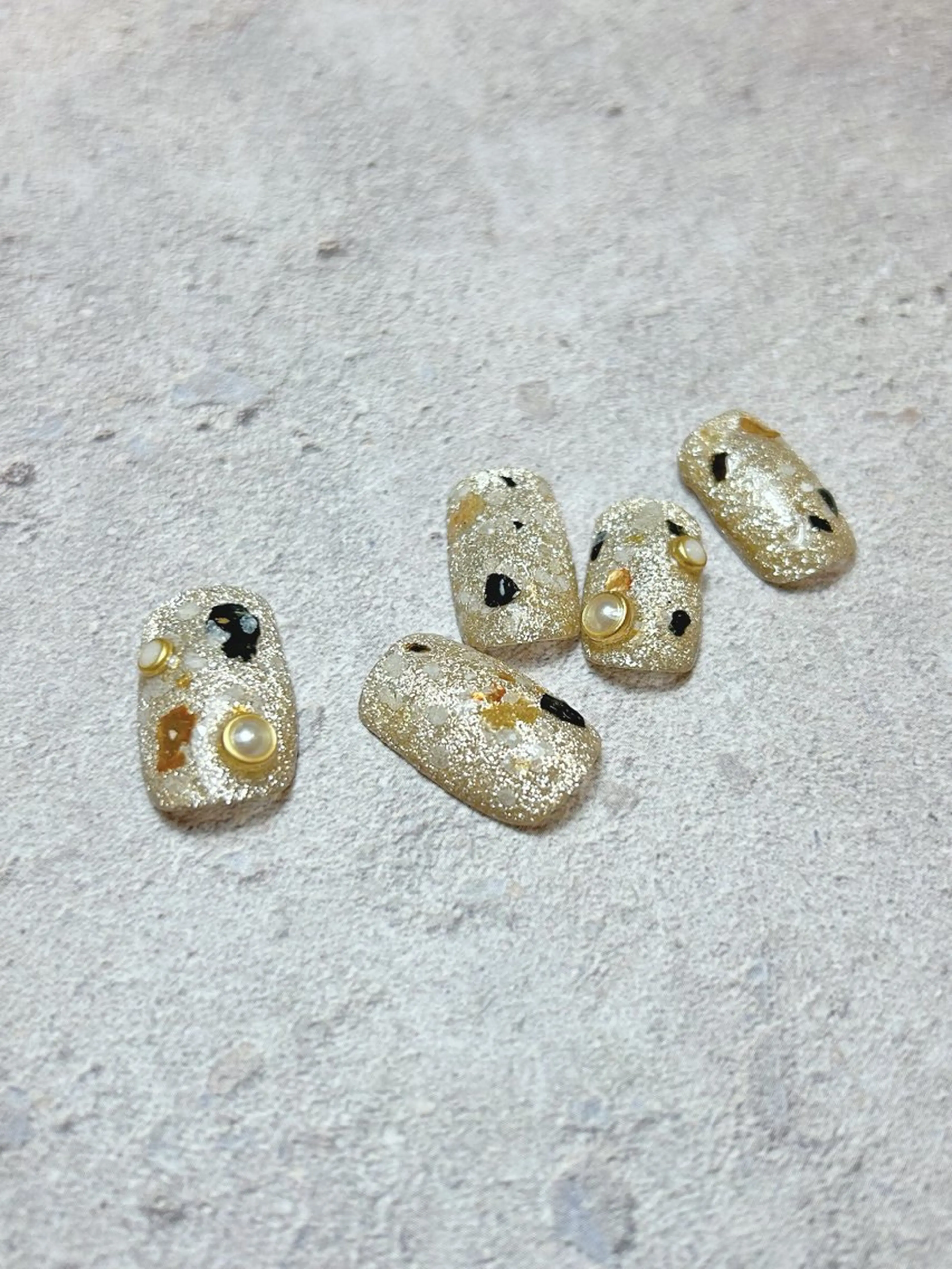 ネイル 透灯 TOUTOU所属・透灯 TOUTOU 🪄のネイルデザイン