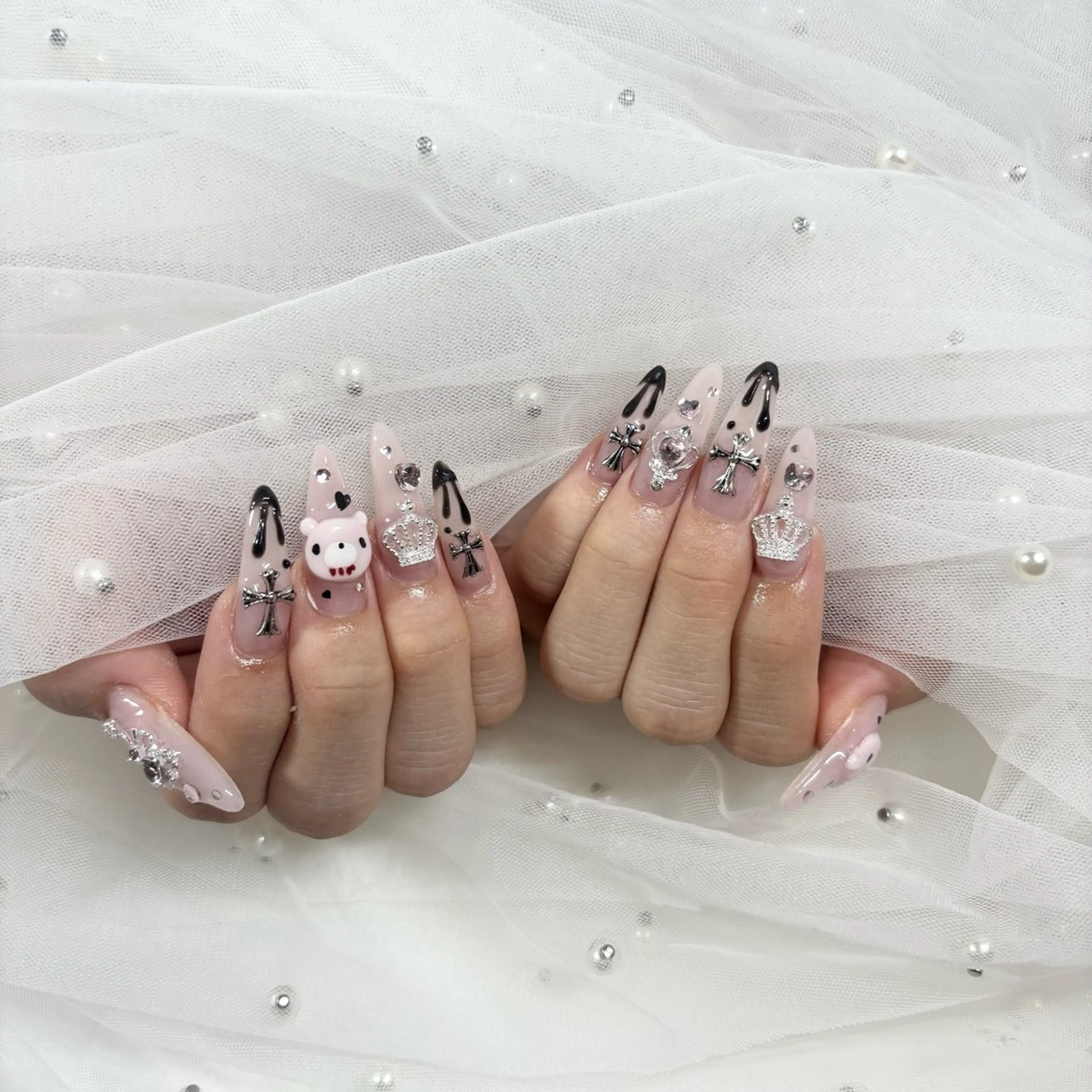 ネイル ハンドネイル ୨୧ mio୨୧のネイルデザイン