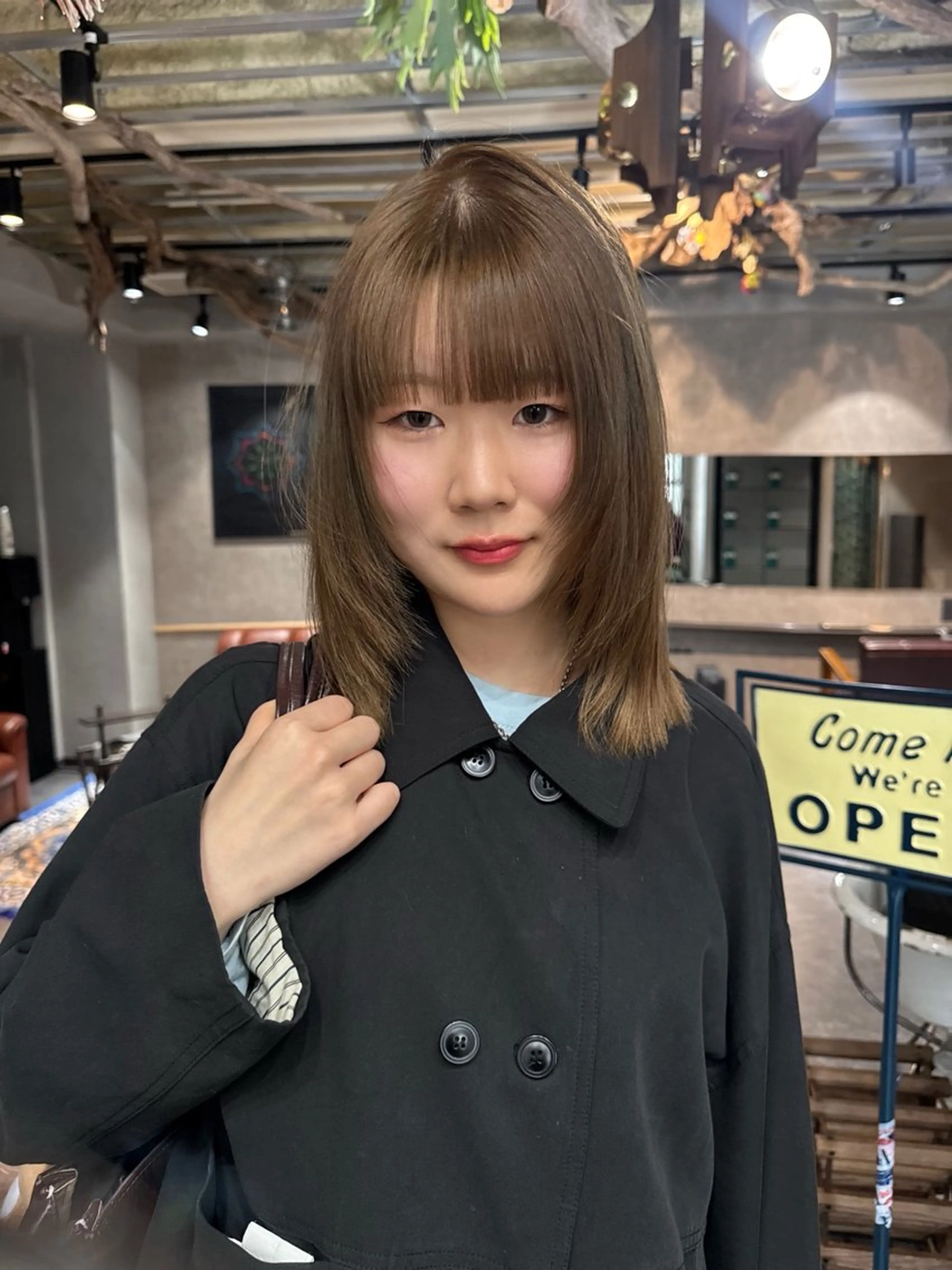 ミディアム カラー ヘアアレンジ ブリーチ ブリーチなしカラー オリーブカラー カット ヘアカラー 心斎橋美容室 Junのヘアスタイル