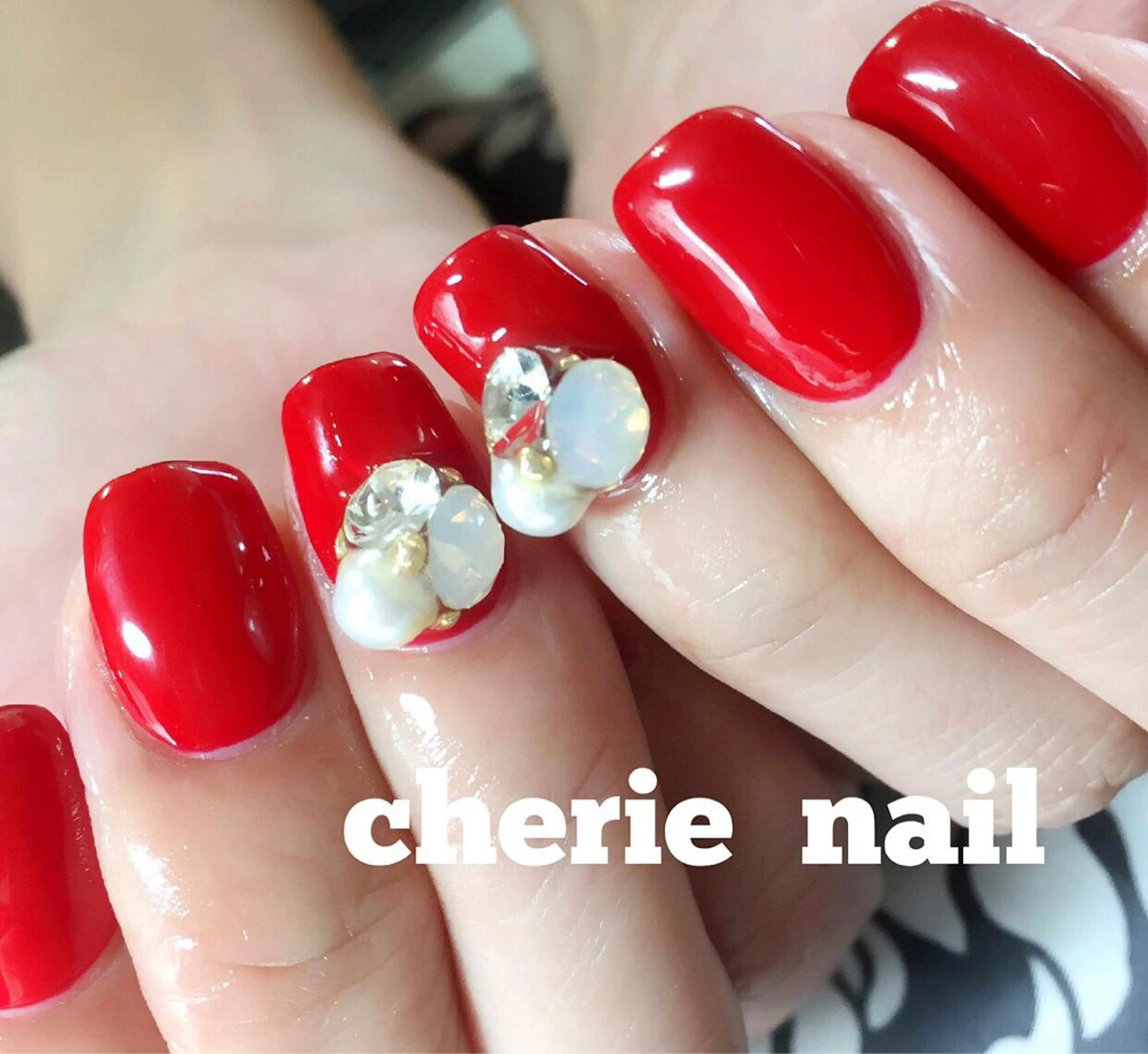 ネイル ワンカラーネイル cherie nail所属・馬場 鮎のエステ・リラクイメージ