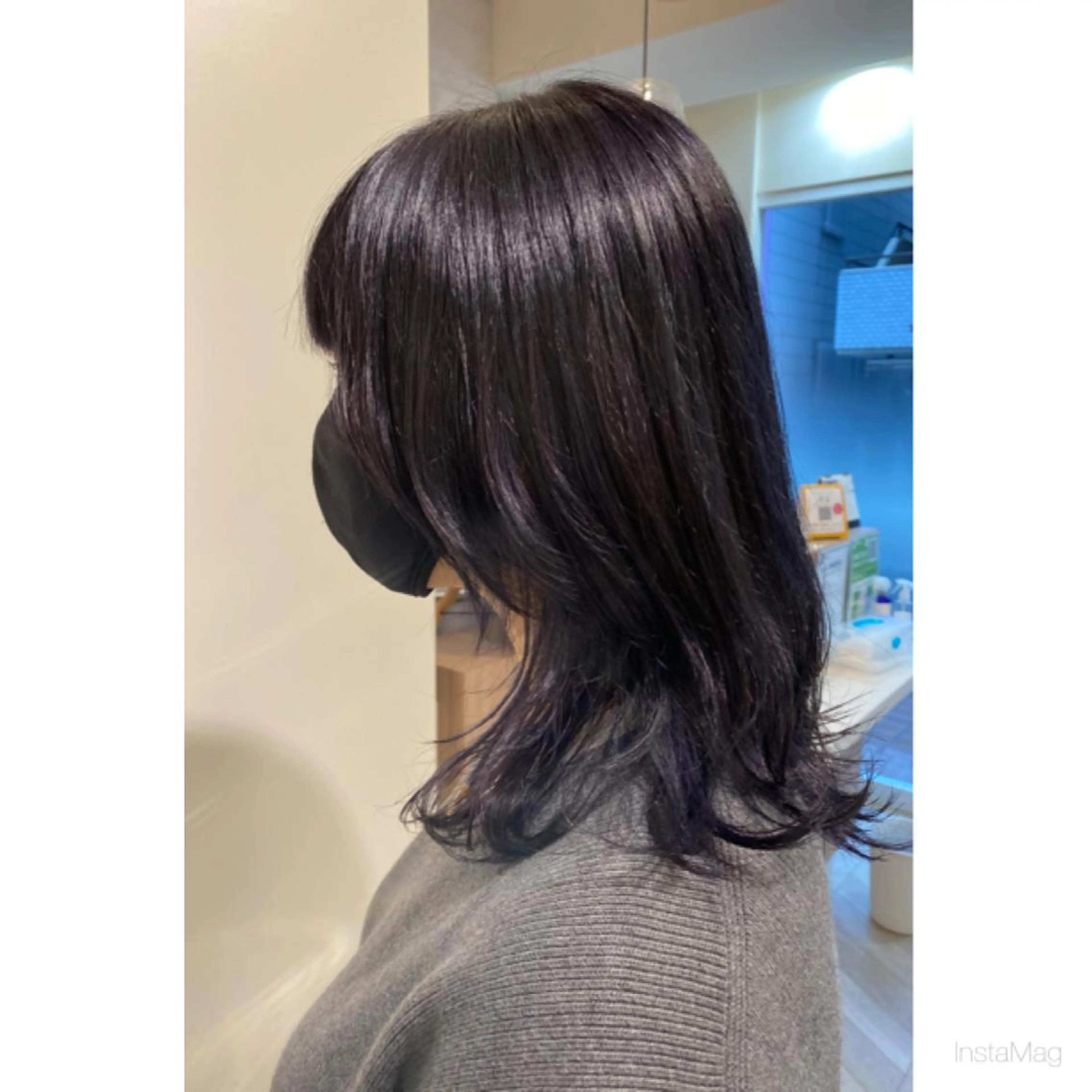 セミロング カラー ディープラベンダー ラベンダーカラー ウルフカット カット ヘアカラー 岩間 香純のヘアスタイル