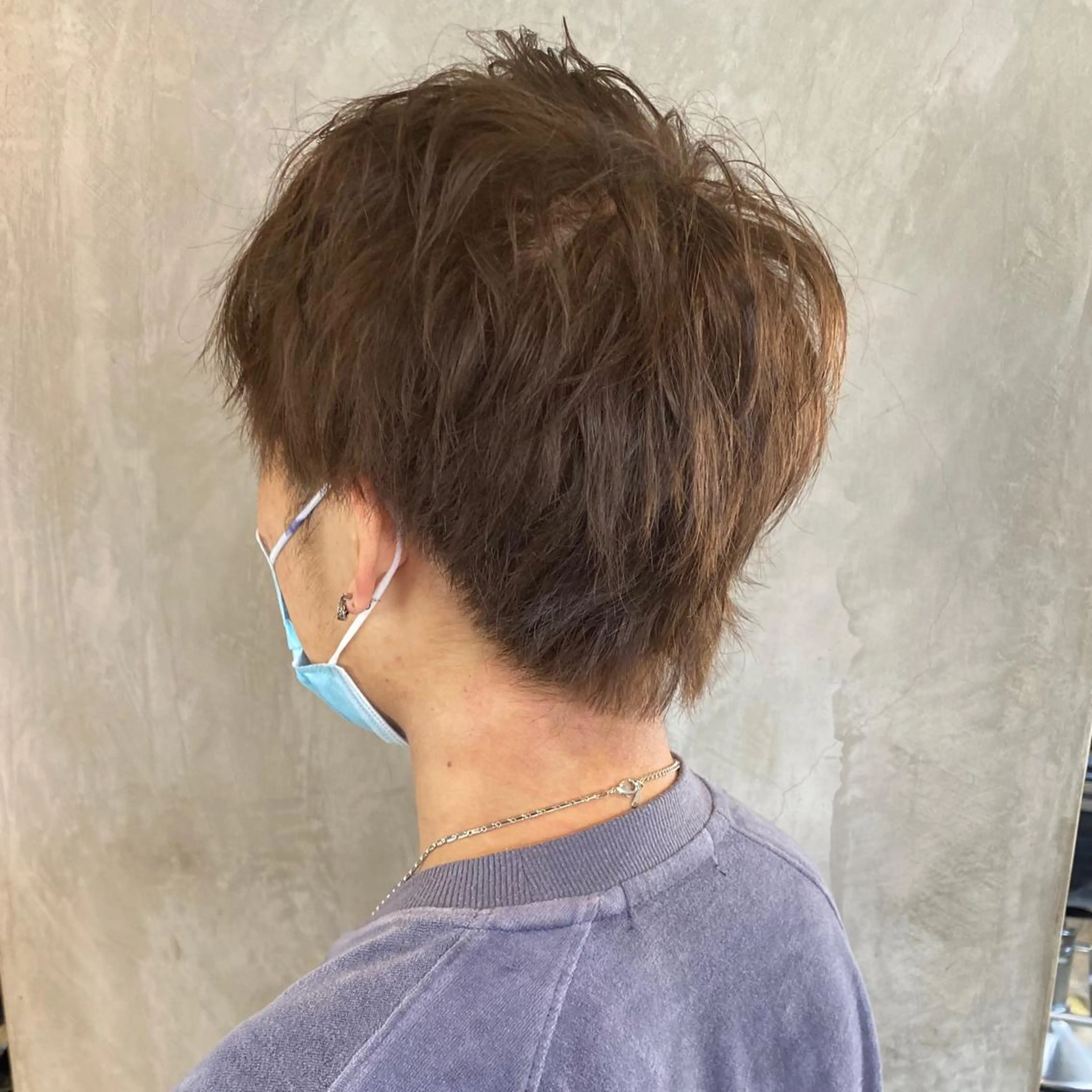 ショート カラー ヘアアレンジ メンズ ヘアカラー 切りっぱなしボブ/ デザインカラー店長のヘアスタイル