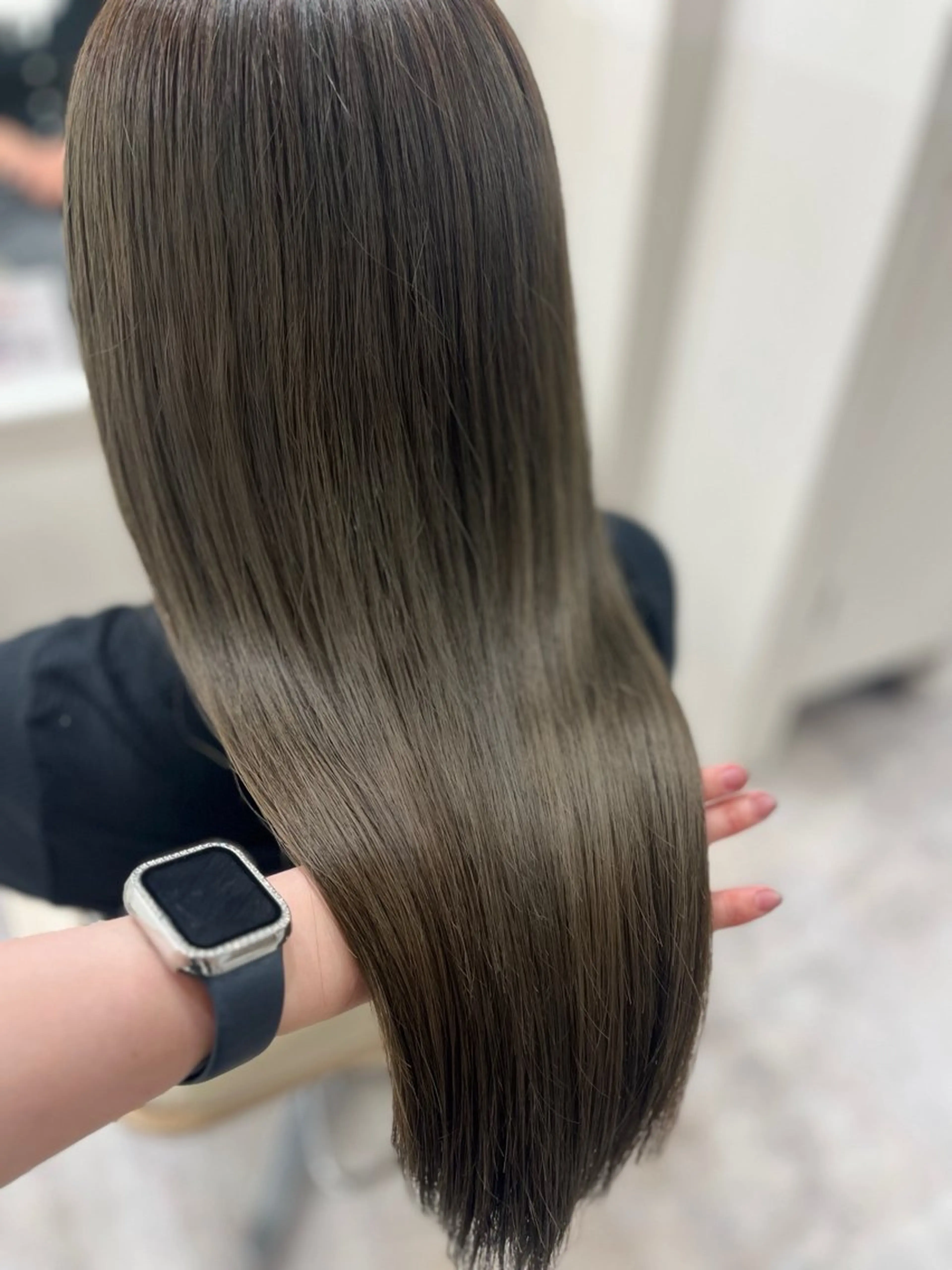 ロング ヘアカラー トリートメント 早坂 美咲のヘアスタイル