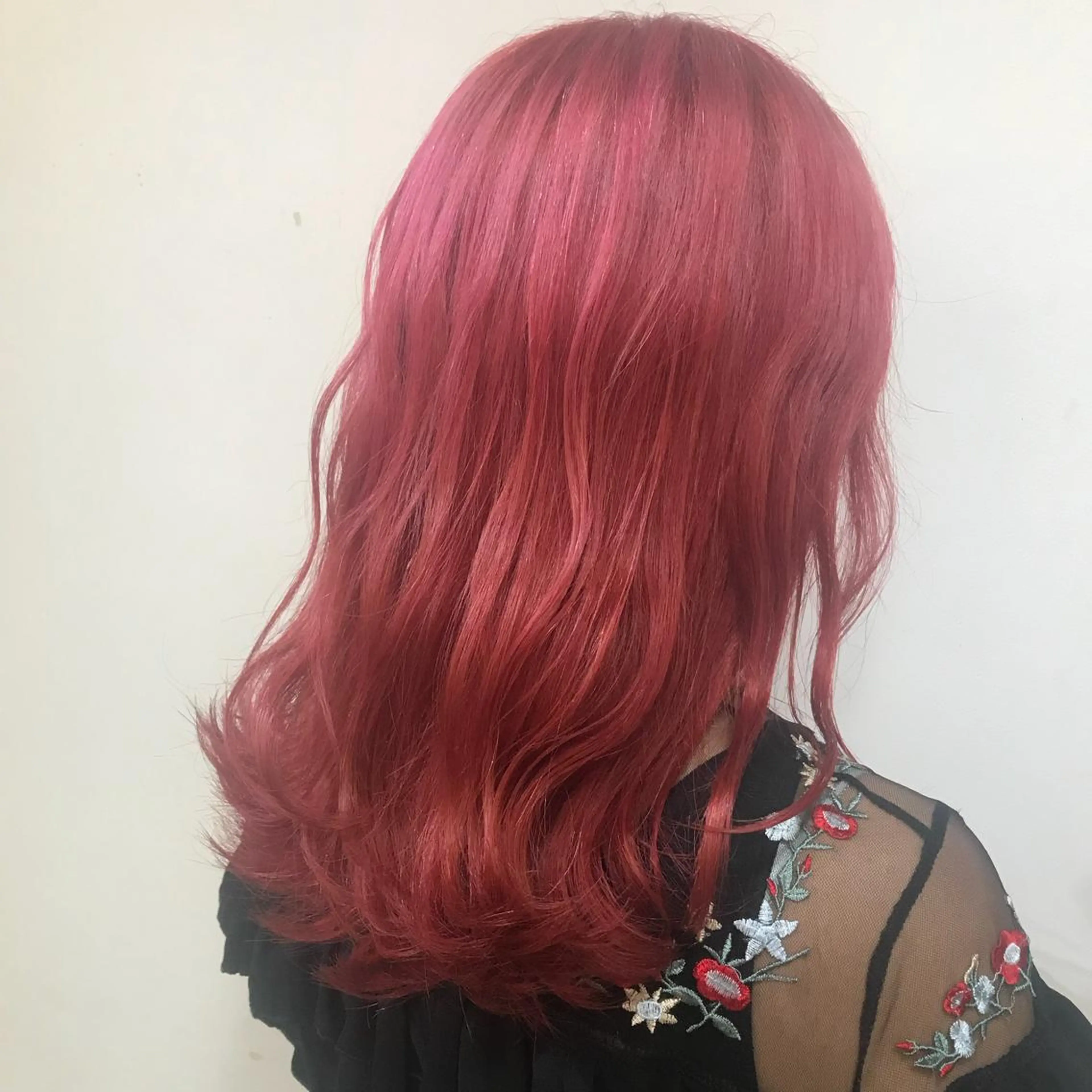 セミロング カラー AOI✩⡱ y2kネイルのネイルデザイン