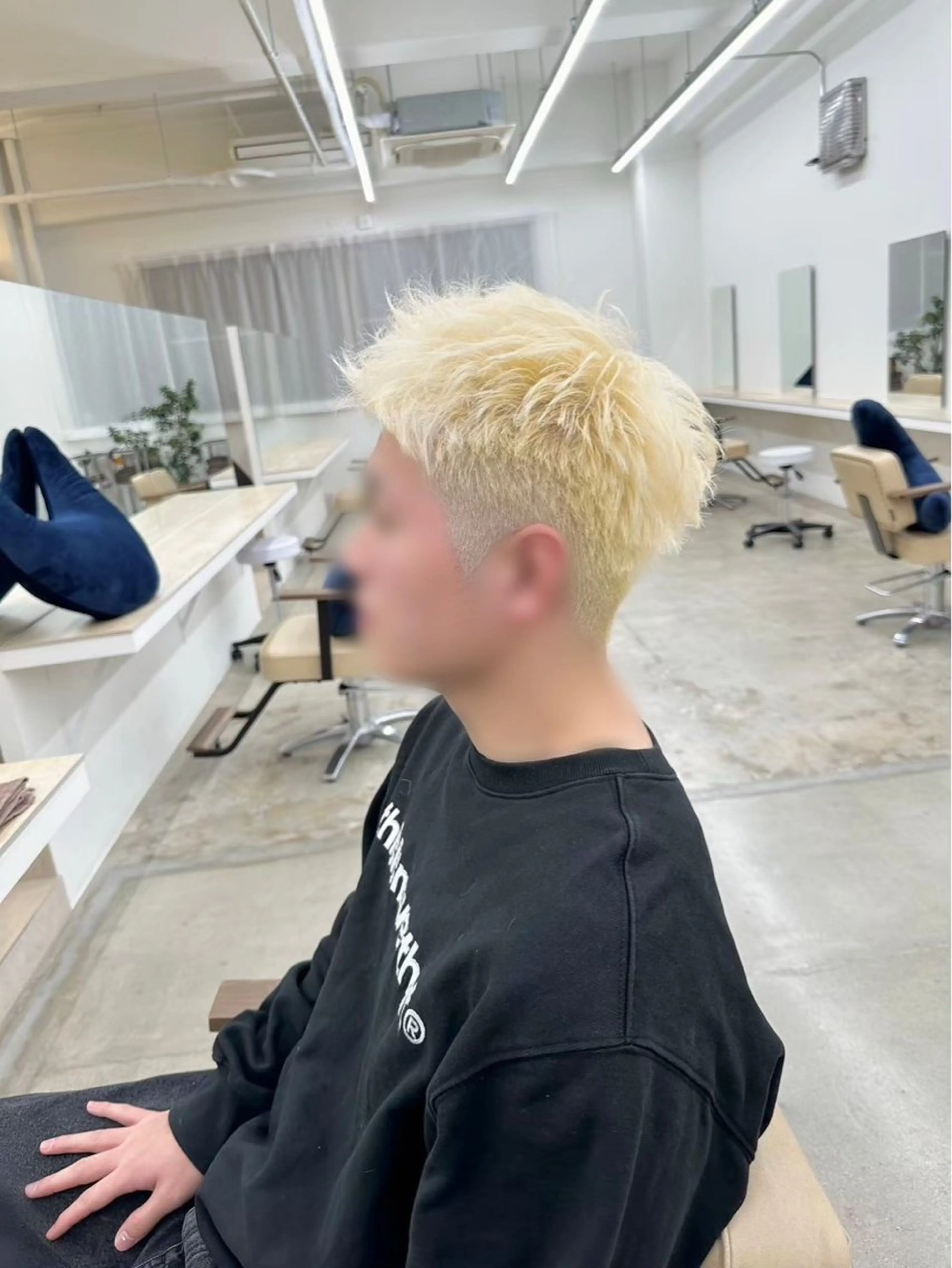 カラー メンズ メンズブリーチ ブリーチ 抜きっぱなしブロンド ブロンド 🫟ブリーチモデル/ 艶カラー /みきのヘアスタイル