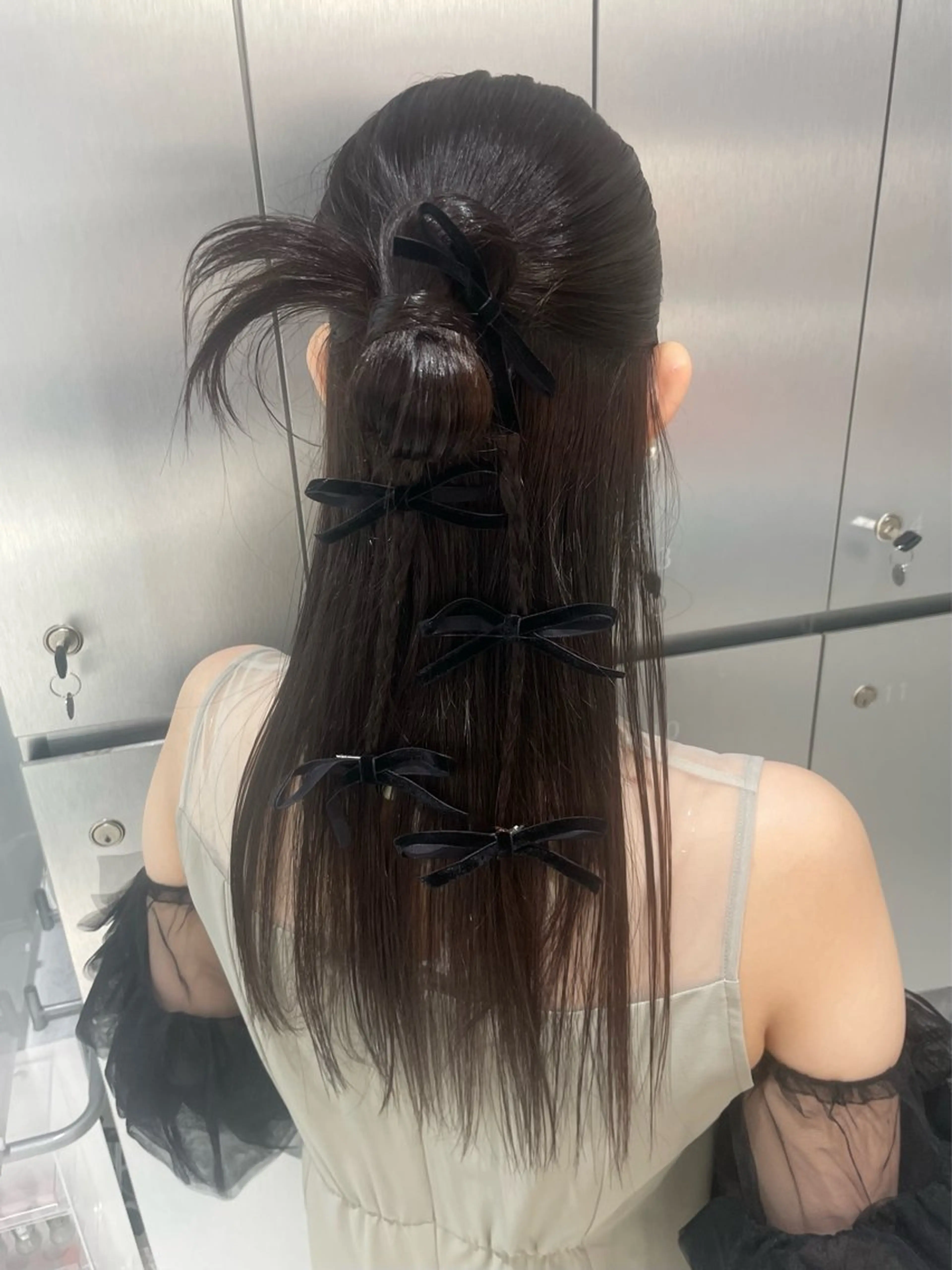 セミロング ヘアアレンジ ハーフアップ 結婚式・ブライダル ヘアセット ヘアセット🎀耳つぼ 👂💎MONAMIのヘアスタイル