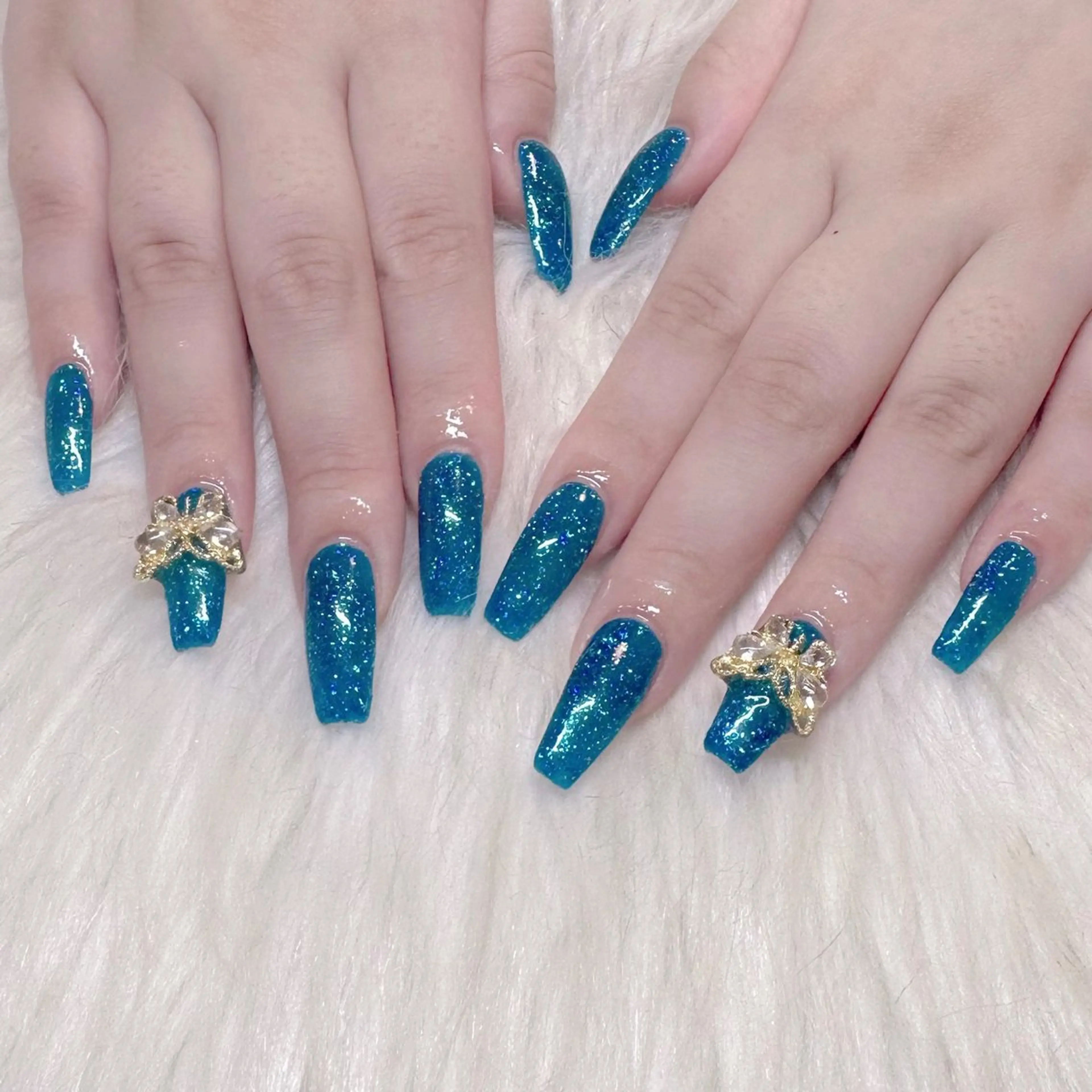 ネイル ハンドネイル Mari 🎀六月移転のネイルデザイン