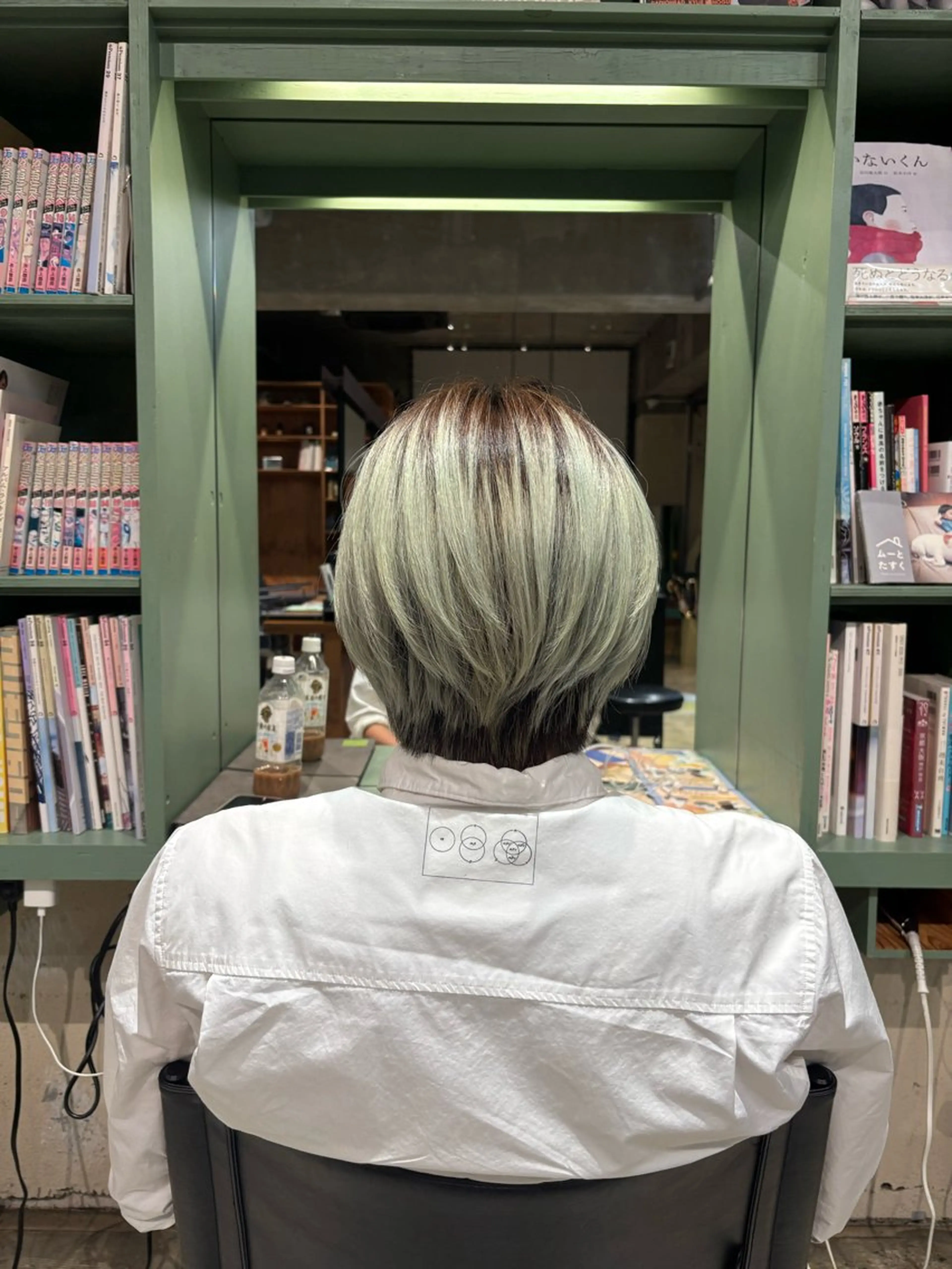 ショート メンズ 渡邊 彩乃のヘアスタイル