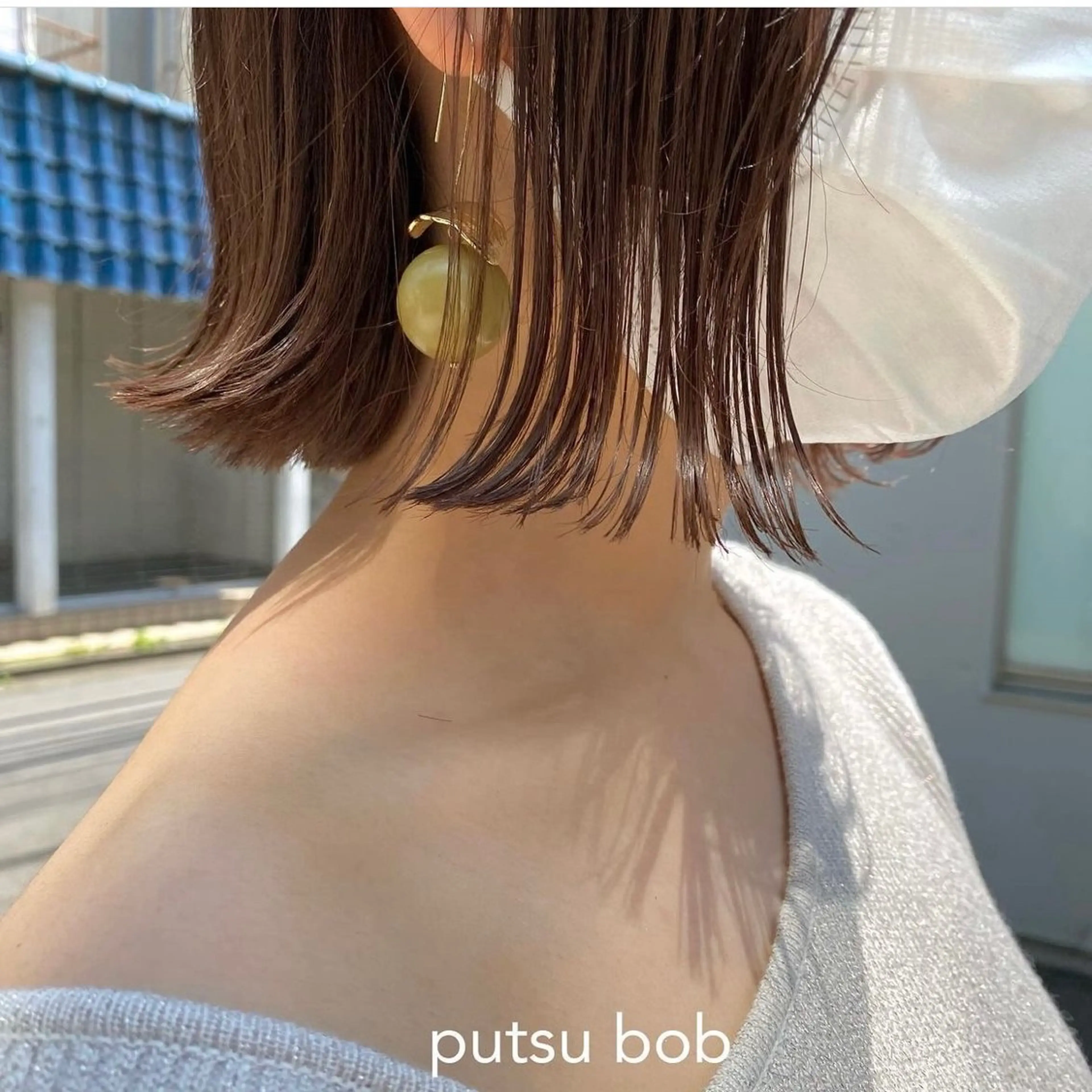 ミディアム センターパート /ニュアンスパーマのヘアスタイル