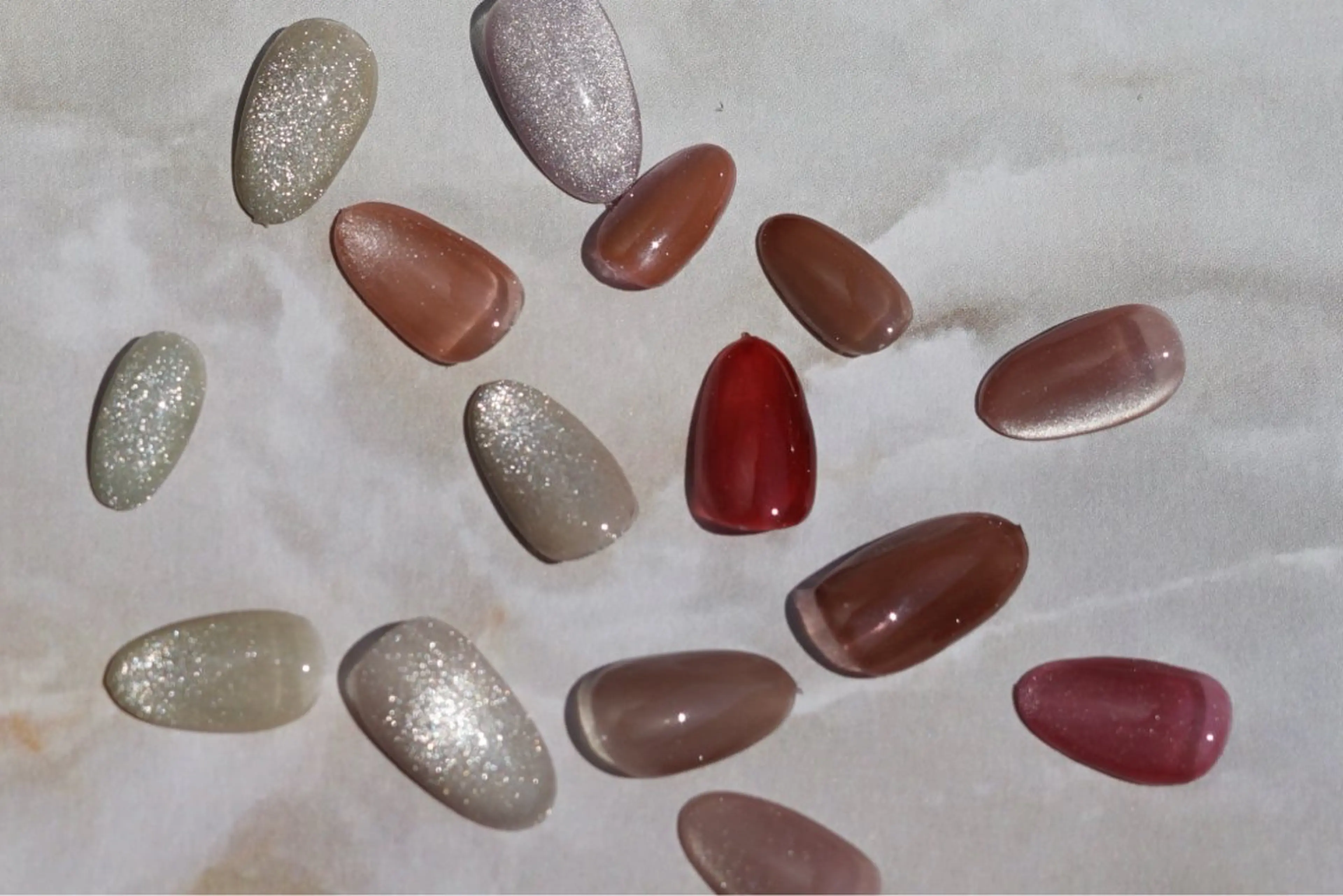 ネイル 氷ネイル・うるうるネイル マグネットネイル しなの みかのネイルデザイン