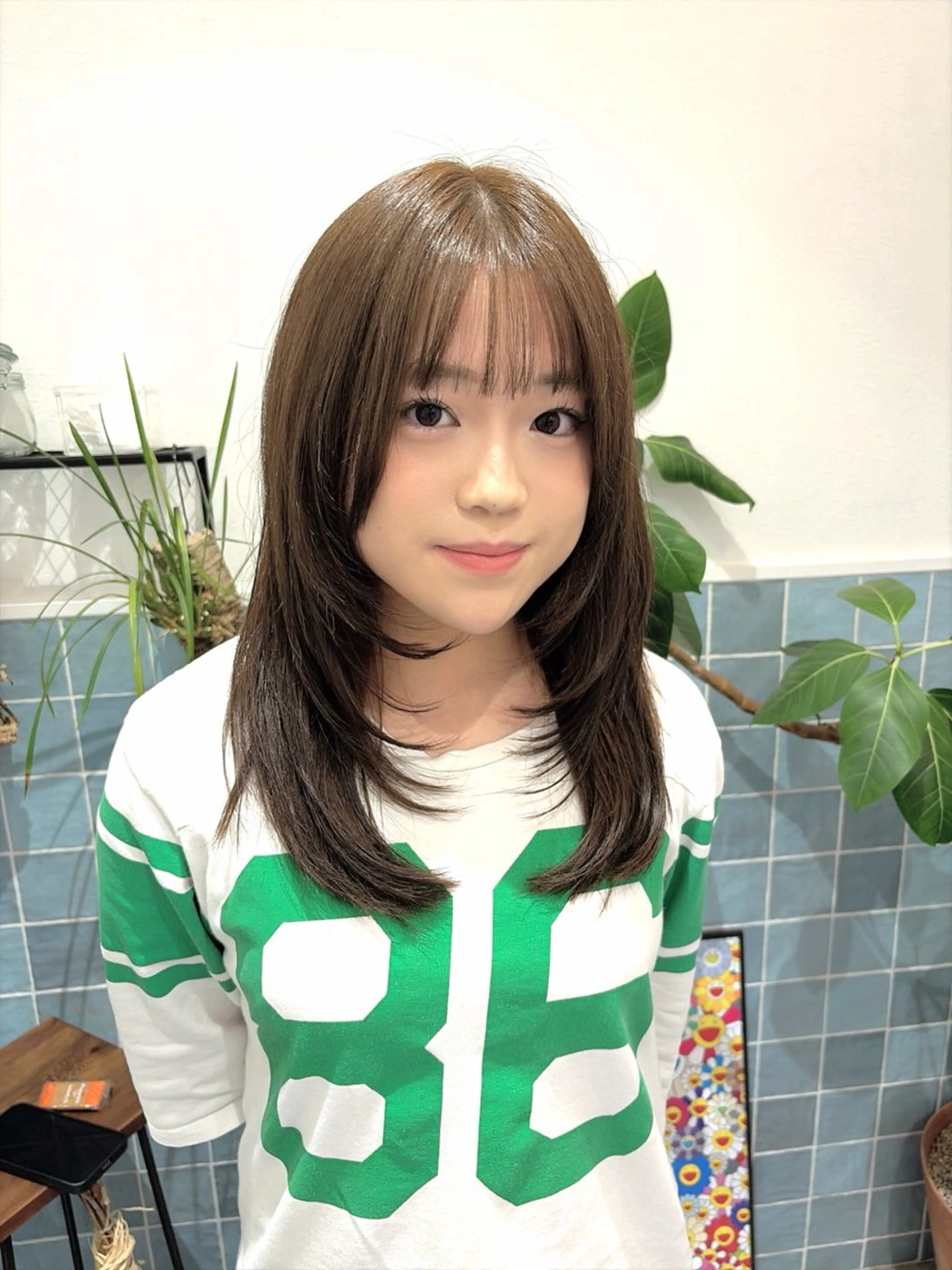 ミディアム 顔まわりレイヤー 顔周りカット レイヤーカット カット 🕊髪質改善 ストレート🕊まいのヘアスタイル