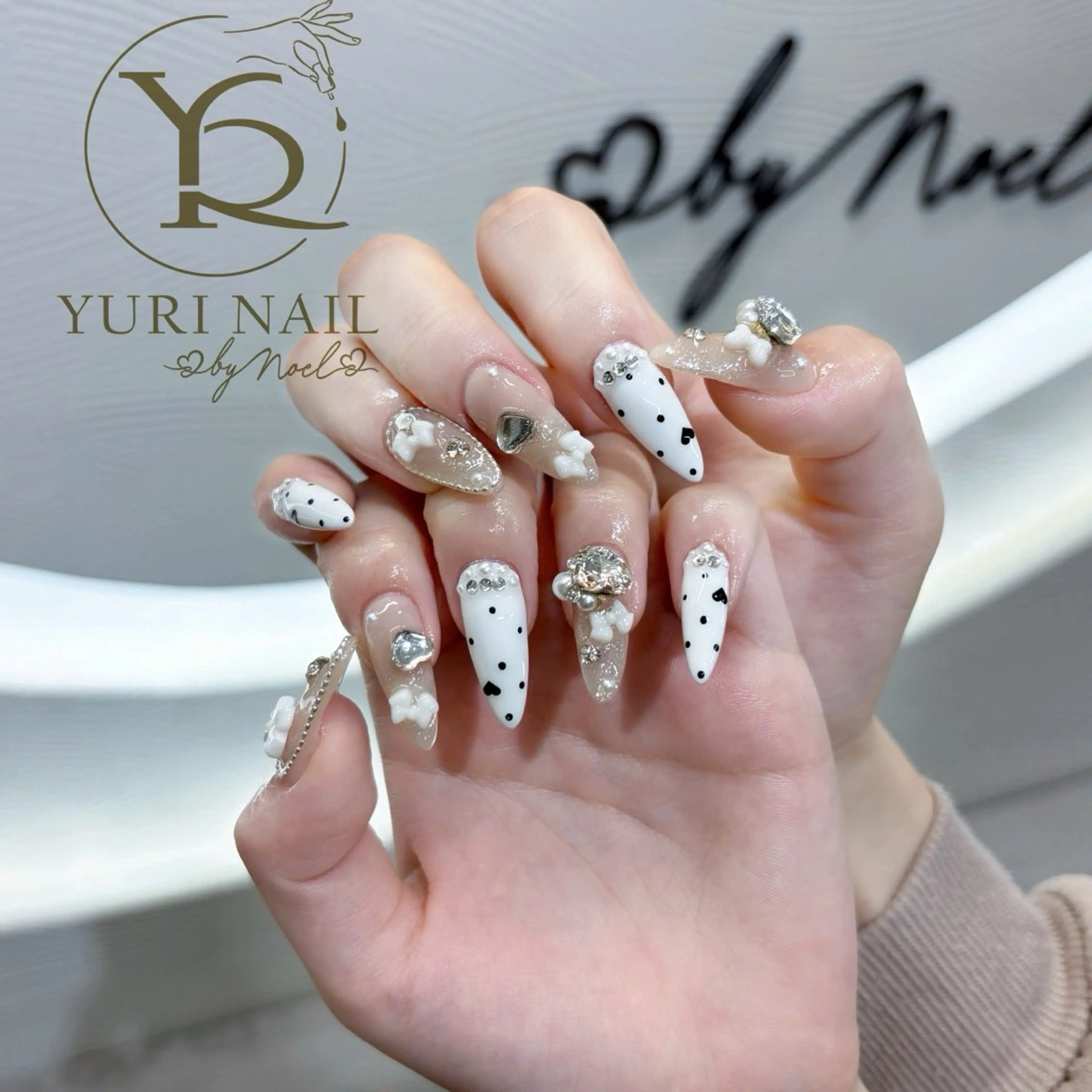 ネイル チークネイル フットネイル フレンチネイル 韓国ネイル 水色 ハンドネイル フットネイル ハンドケア YURI Nail Narita所属・YURI Nail NARITAのネイルデザイン