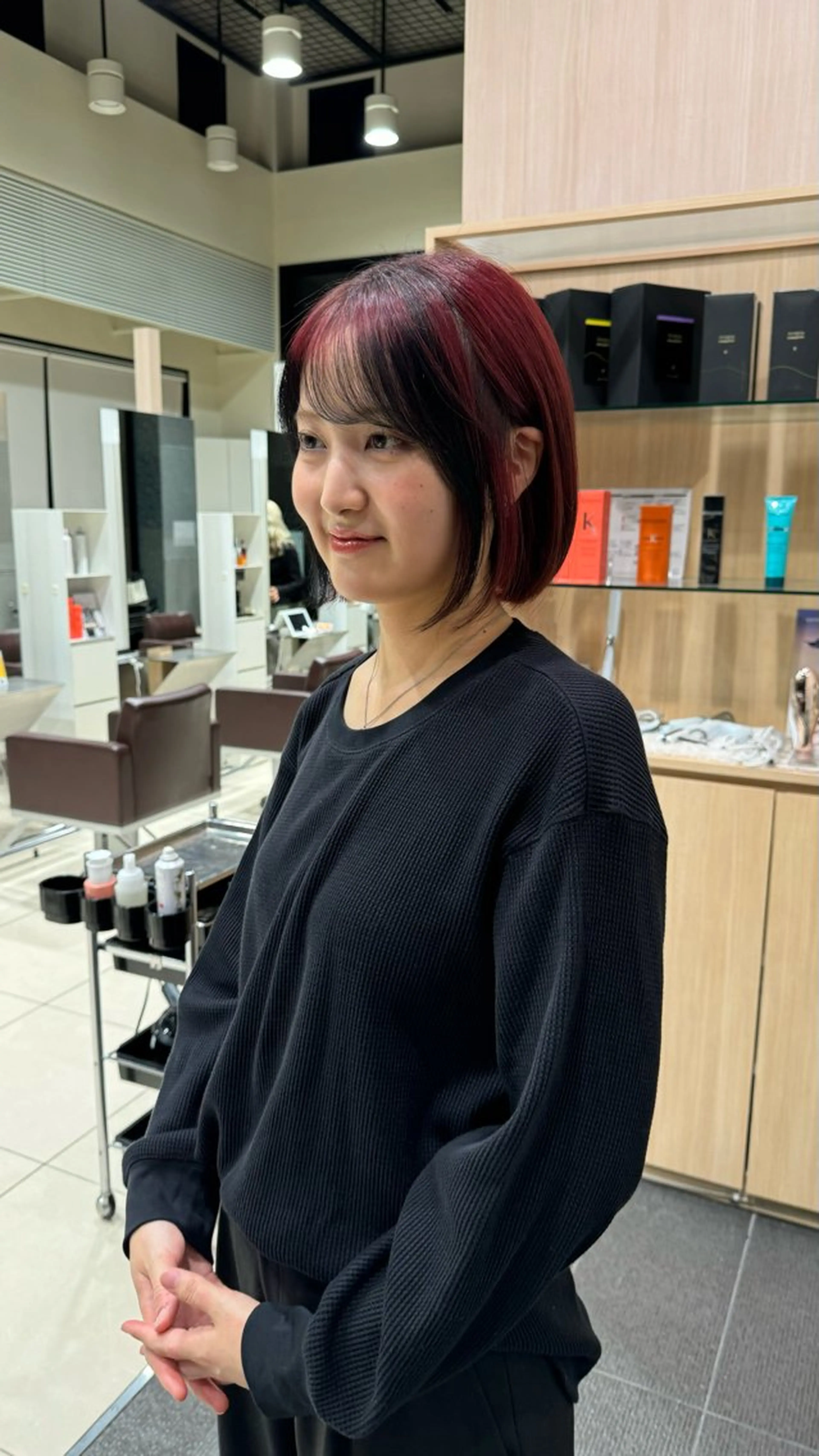 ミディアム カット ヘアカラー トリートメント ボブ/顔まわりレイヤ ー/新宿/KOKIのヘアスタイル