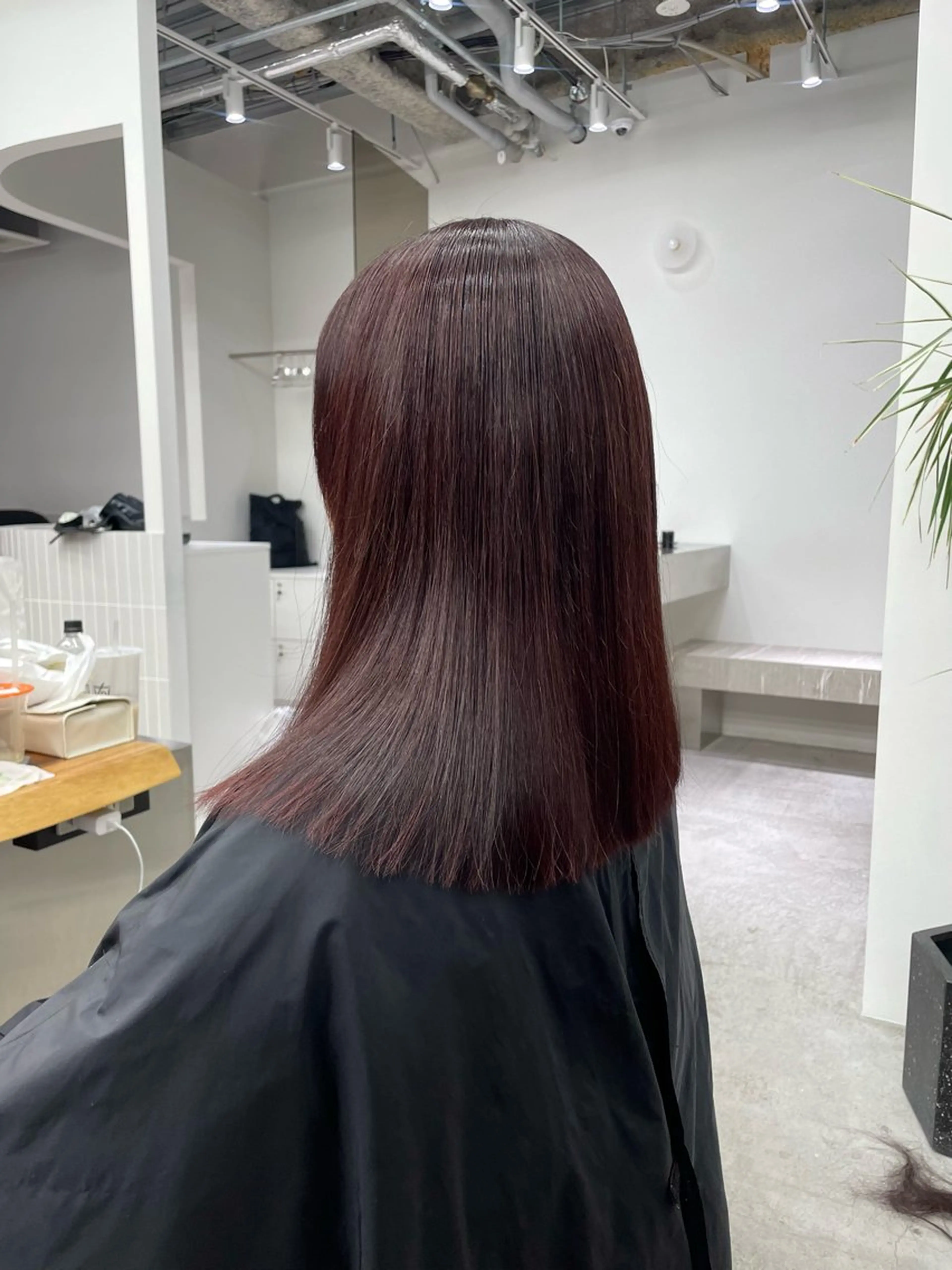 ミディアム stén/kana /中明度カラーのヘアスタイル