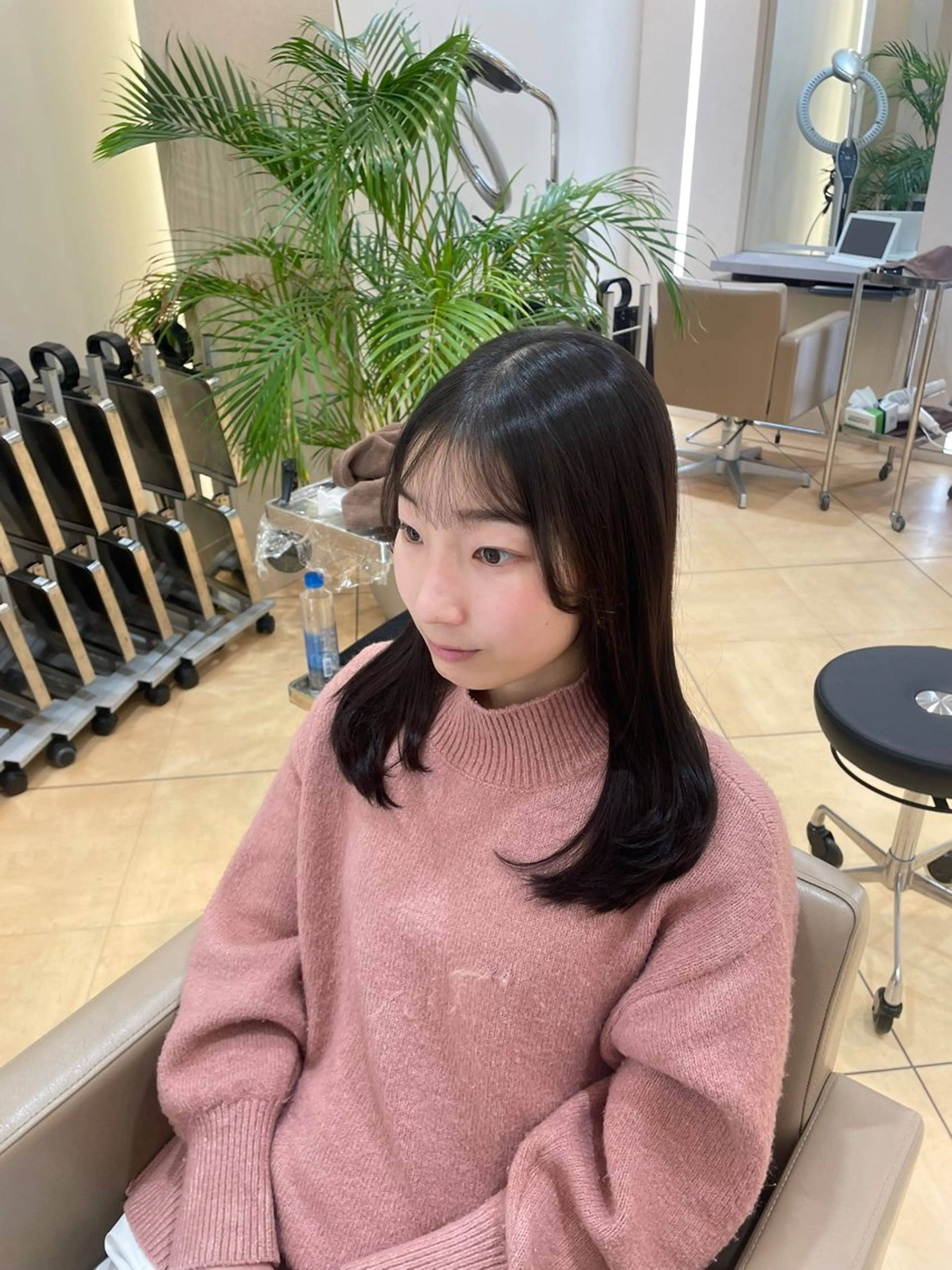 ロング 三富 陽菜のヘアスタイル