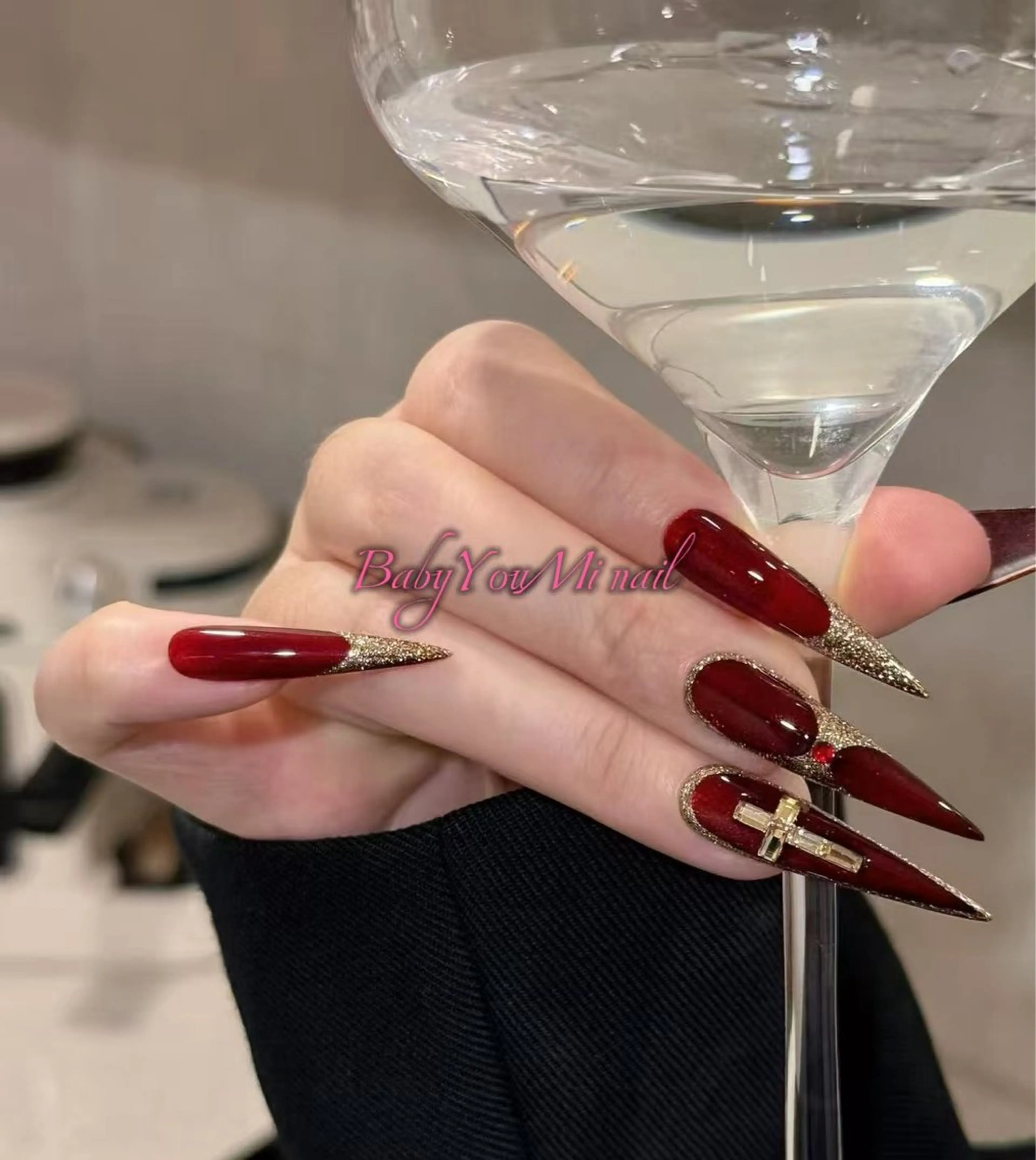 ネイル オーロラネイル フラワーネイル フットネイル フレンチネイル ジェルネイル ハンドネイル BabyYouMi nailのネイルデザイン