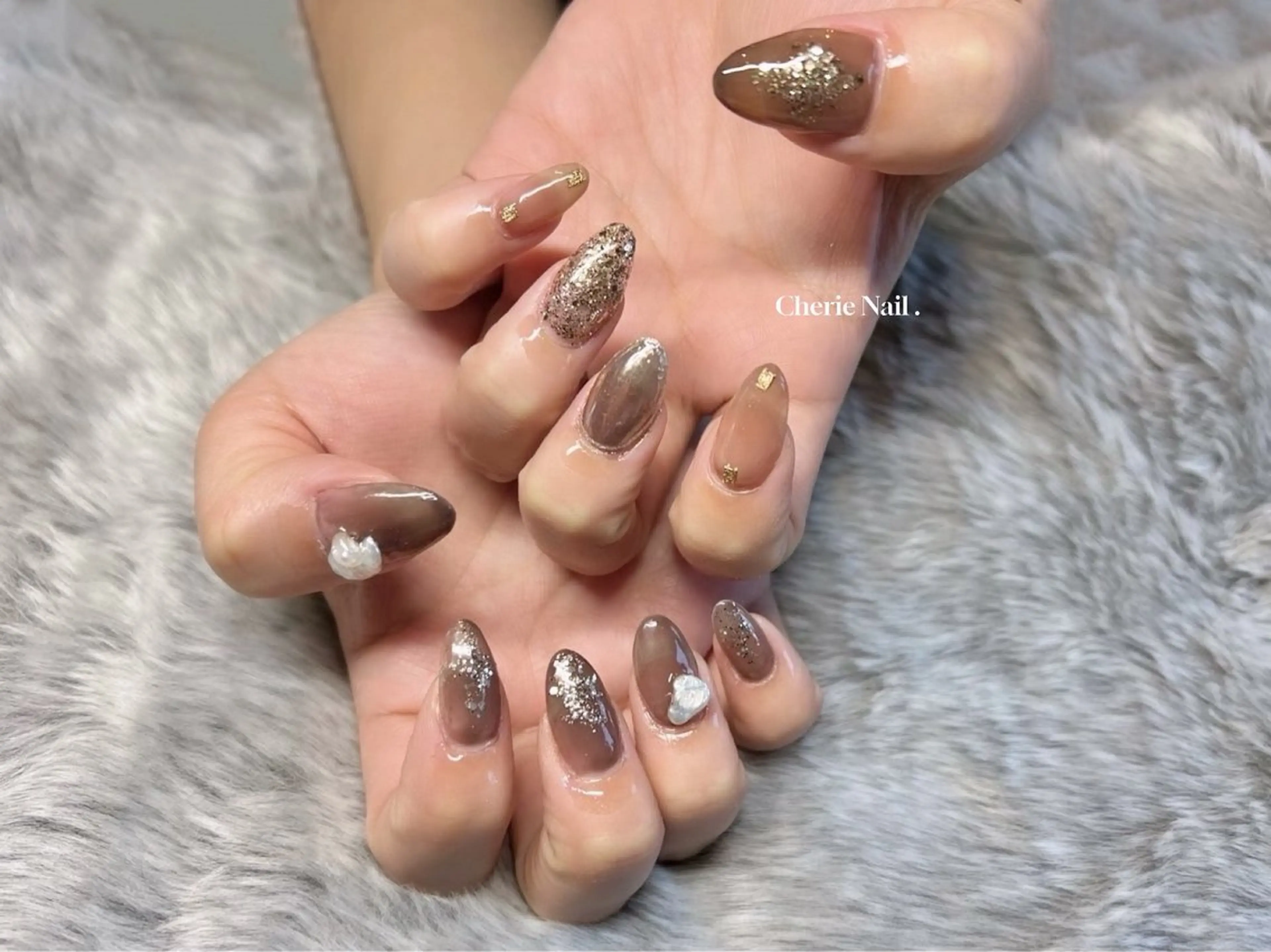 ネイル ブラウン ニュアンスネイル Cherie Nailのネイルデザイン