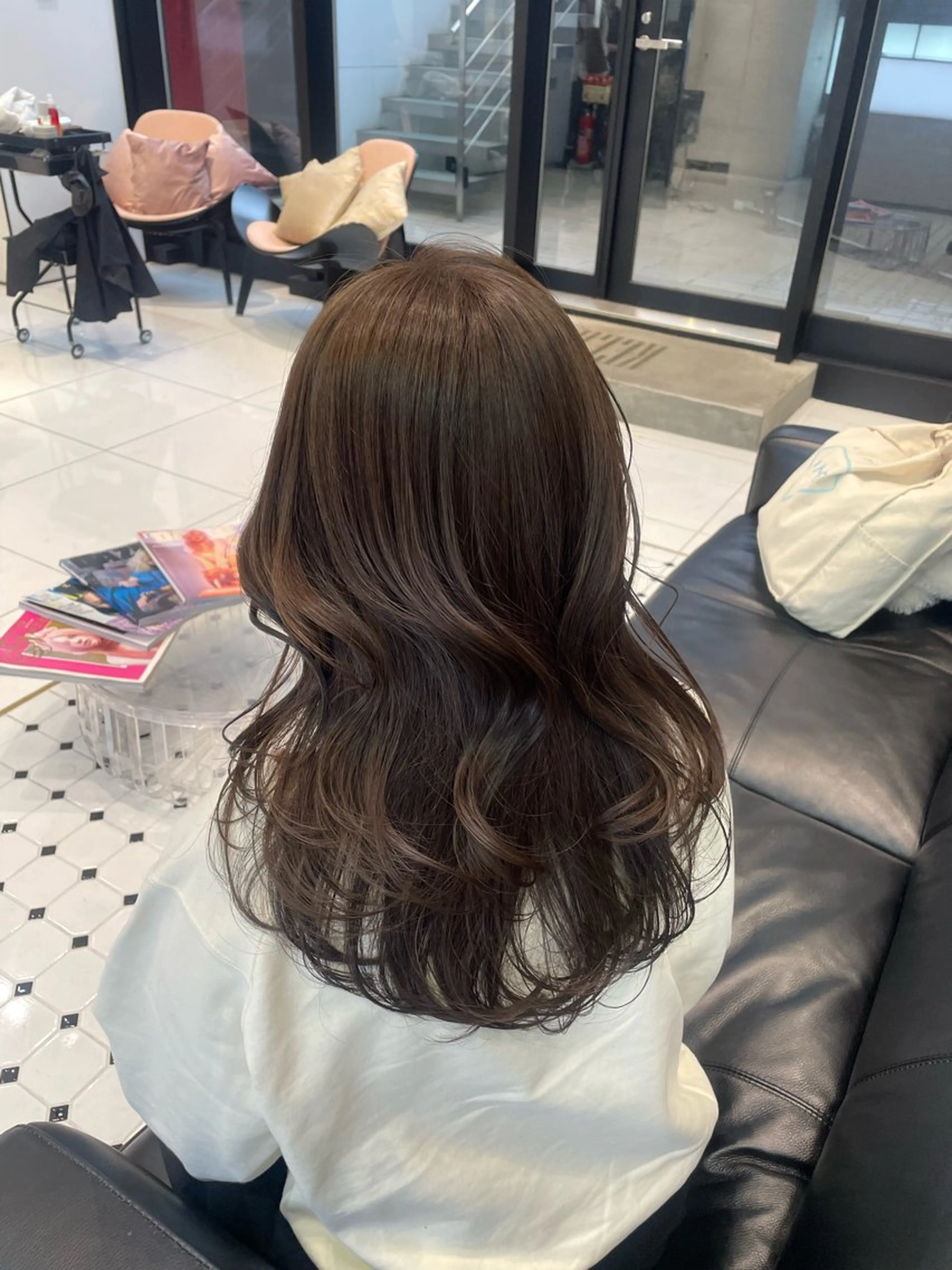 ミディアム カット ヘアカラー トリートメント keen 吉祥寺所属・【韓国❤️海外ヘア】 AYAKAのヘアスタイル