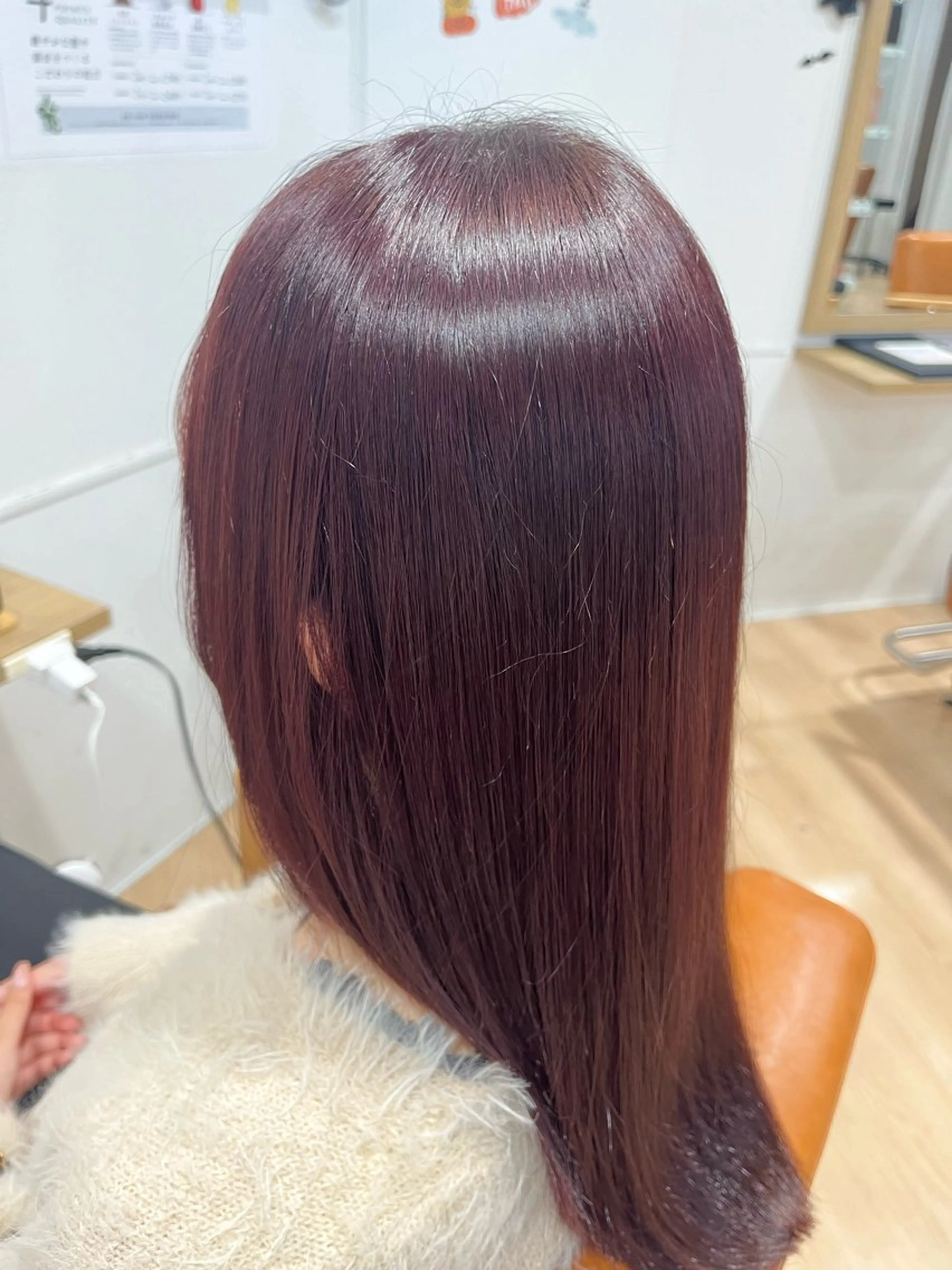 カラー ブリーチ ラベンダーカラー ブリーチなしカラー 金山/栄 伊藤菜々夏のヘアスタイル