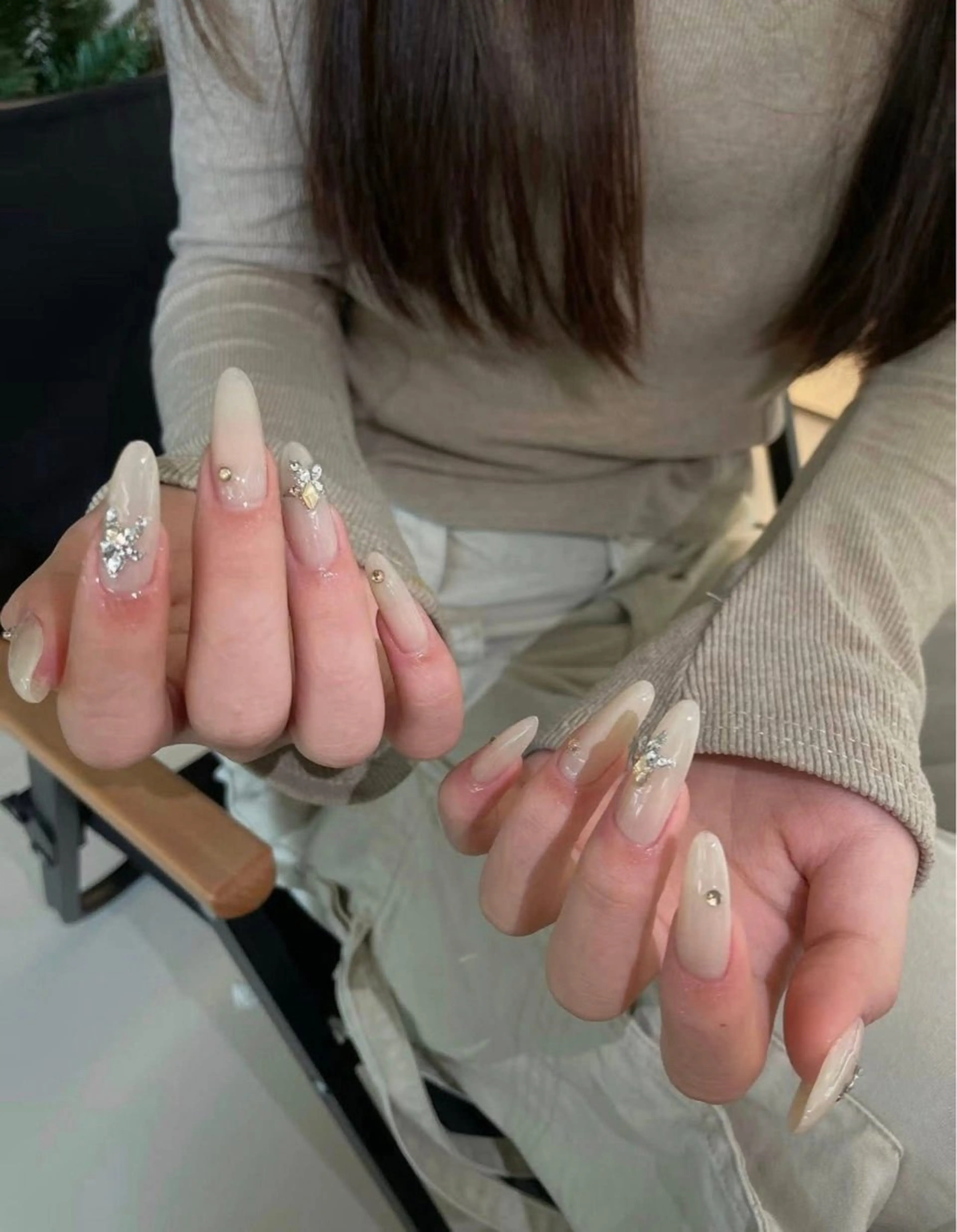 ネイル ハンドネイル T. Leeのネイルデザイン