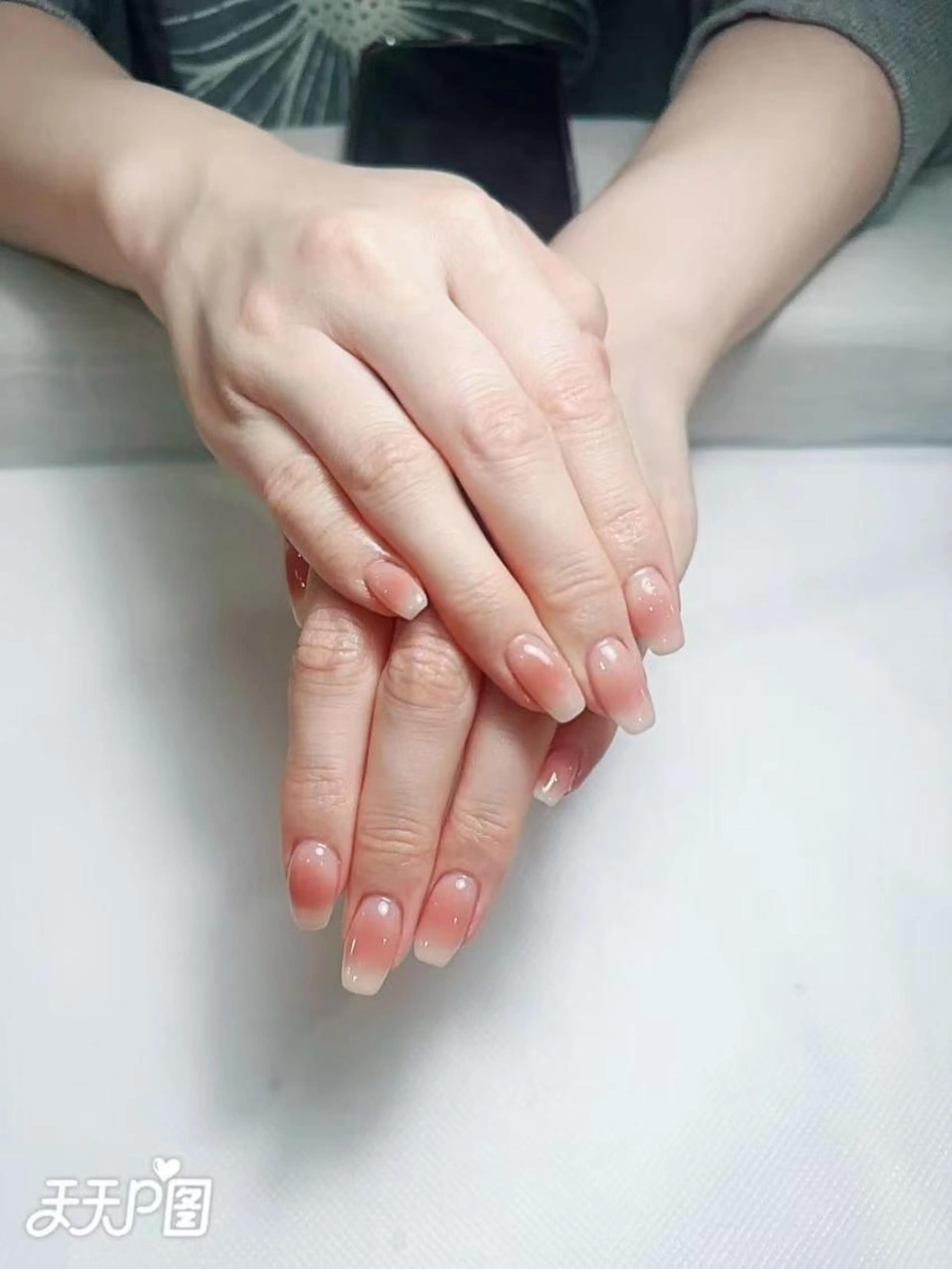 【初回ソフトオフ無料】チークネイル¥5300➕オフ¥660の写真