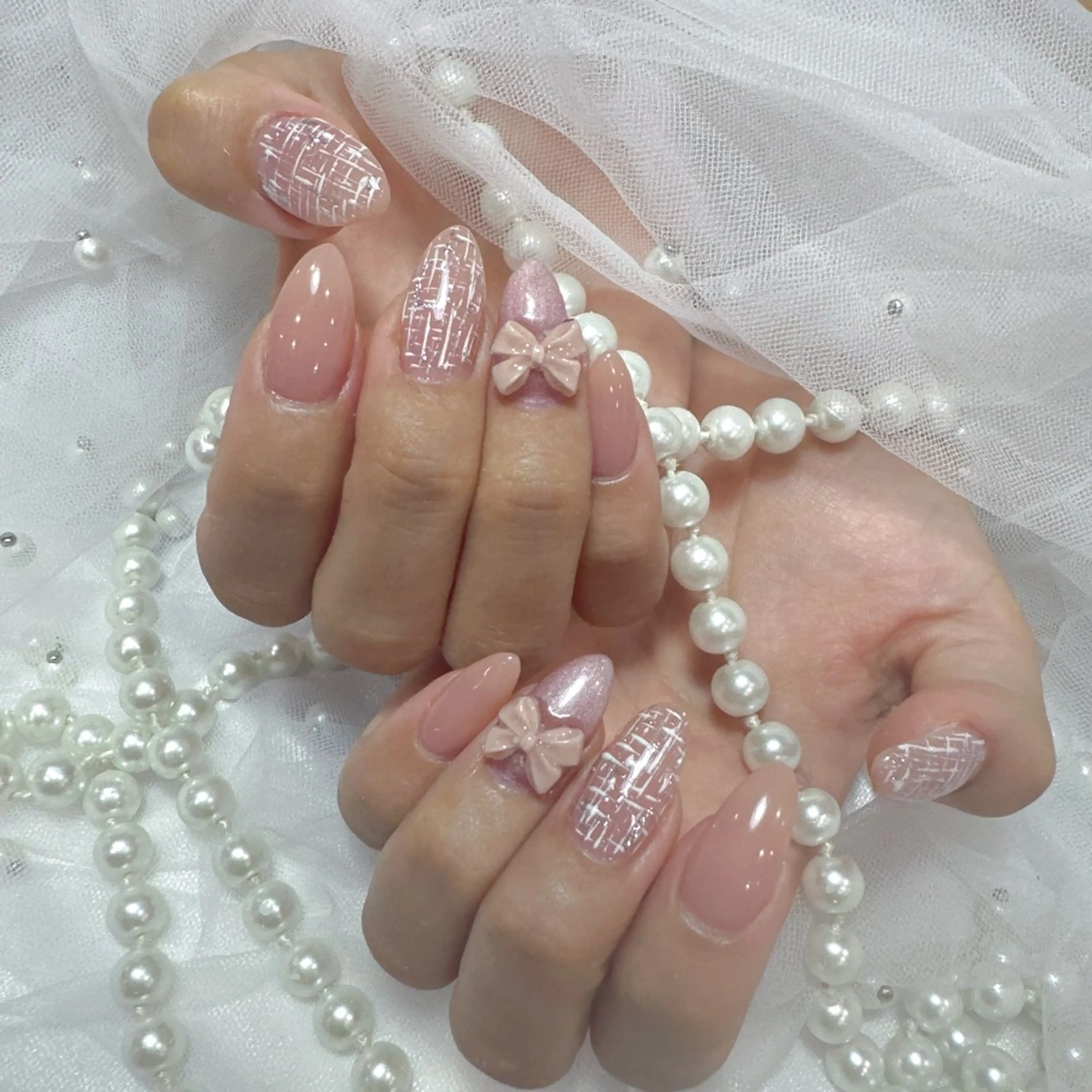 ネイル アートネイル フラッシュネイル フレンチネイル ジェルネイル ガラスフレンチ ハンドネイル You&Me Miyuのネイルデザイン