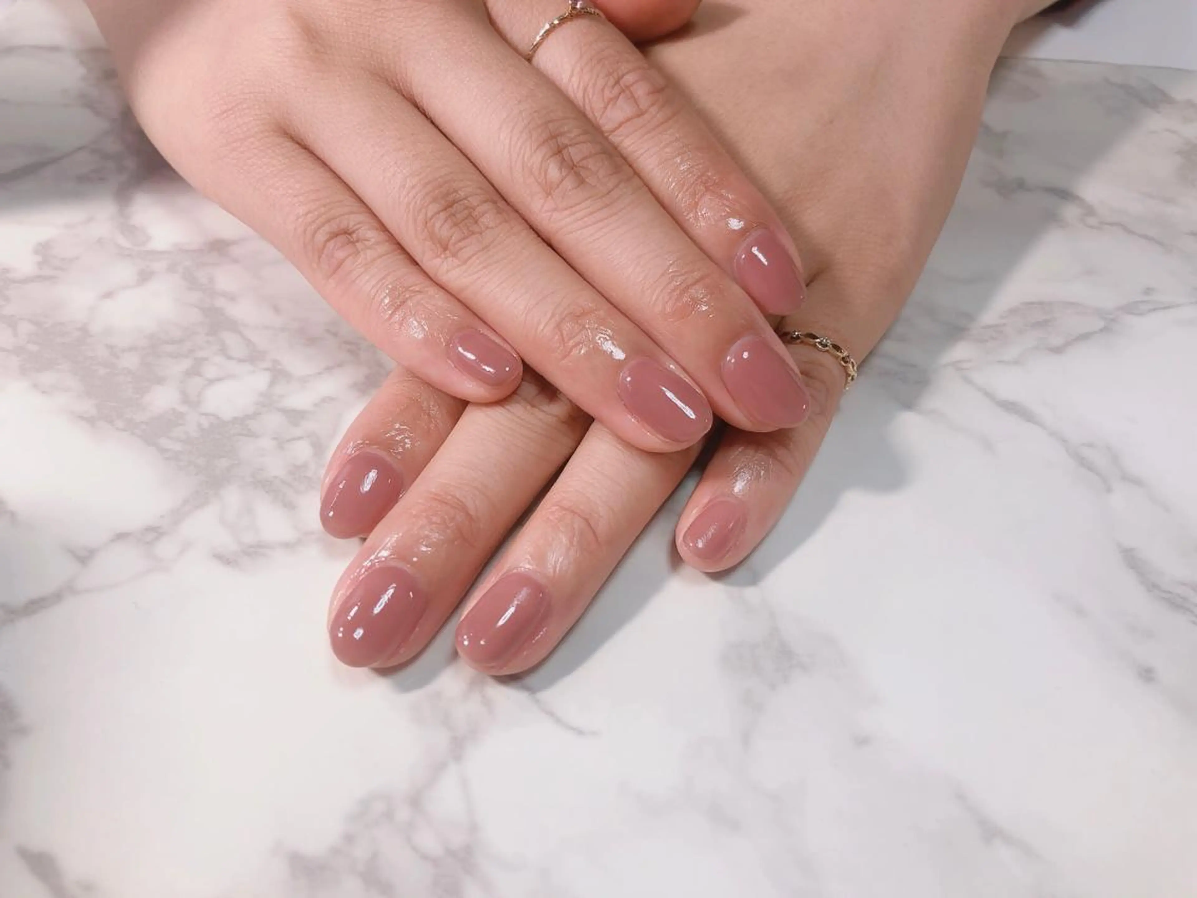 ネイル ジェルネイル Regaro i.sのネイルデザイン