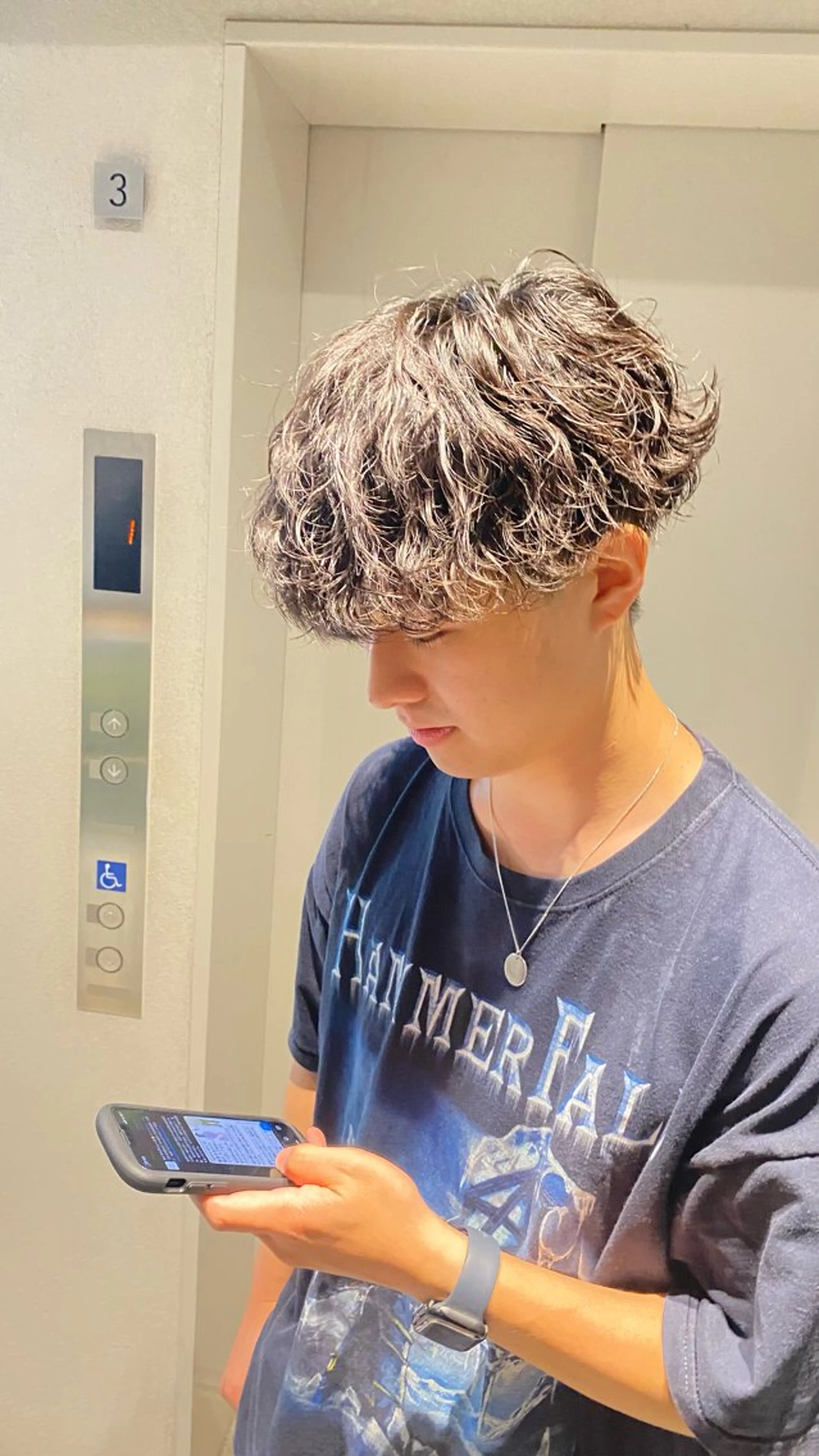 ショート カラー パーマ メンズ 波巻きパーマ カット ヘアカラー パーマ トリートメント エクステ ヘッドスパ メンズ特化/パーマ /フェード/洋輔のヘアスタイル