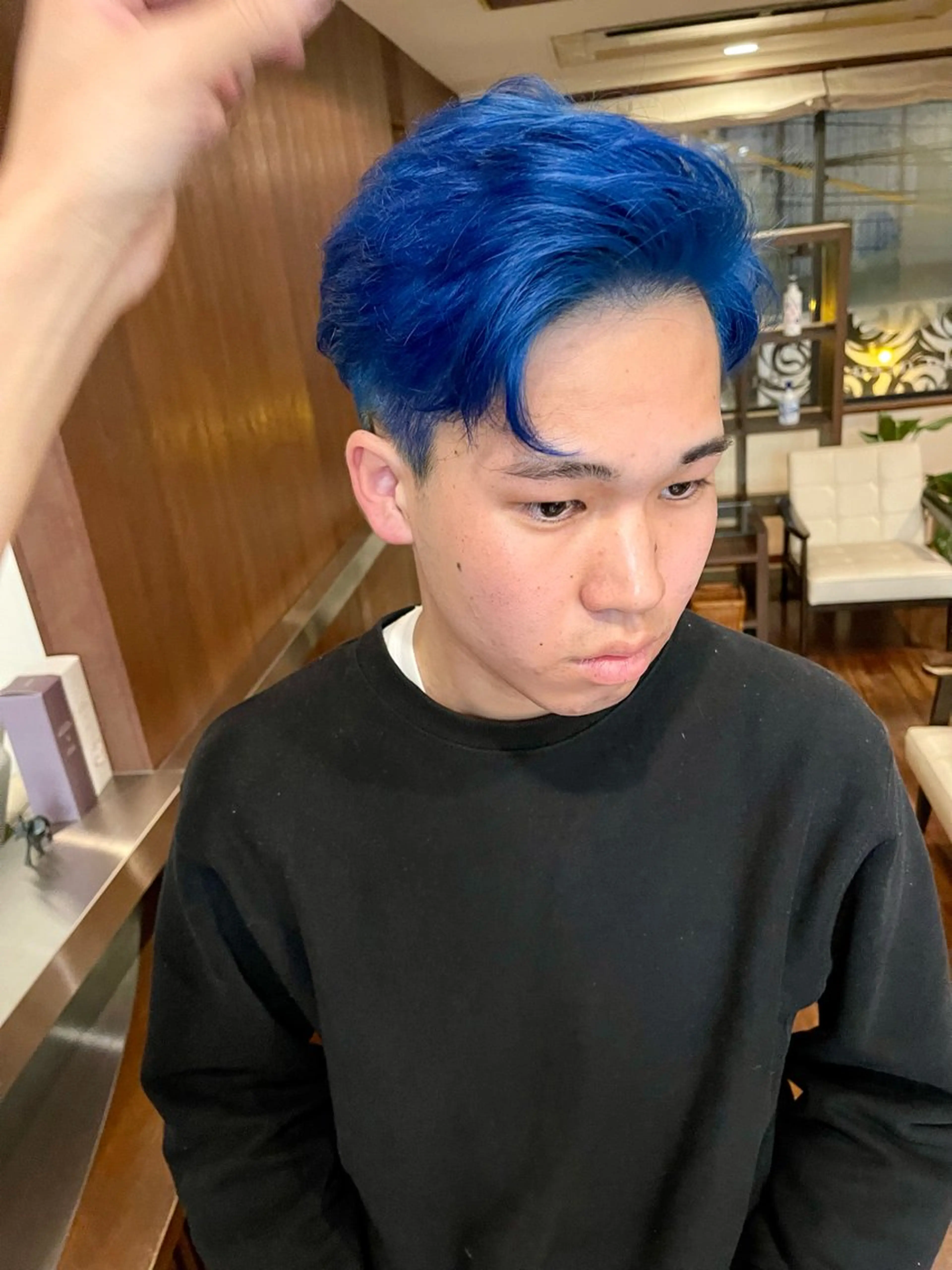 ショート カラー ブリーチ ブルーカラー カット ヘアカラー 髪質改善ｶﾗｰ ｹｱﾌﾞﾘｰﾁ/ﾀﾑのヘアスタイル