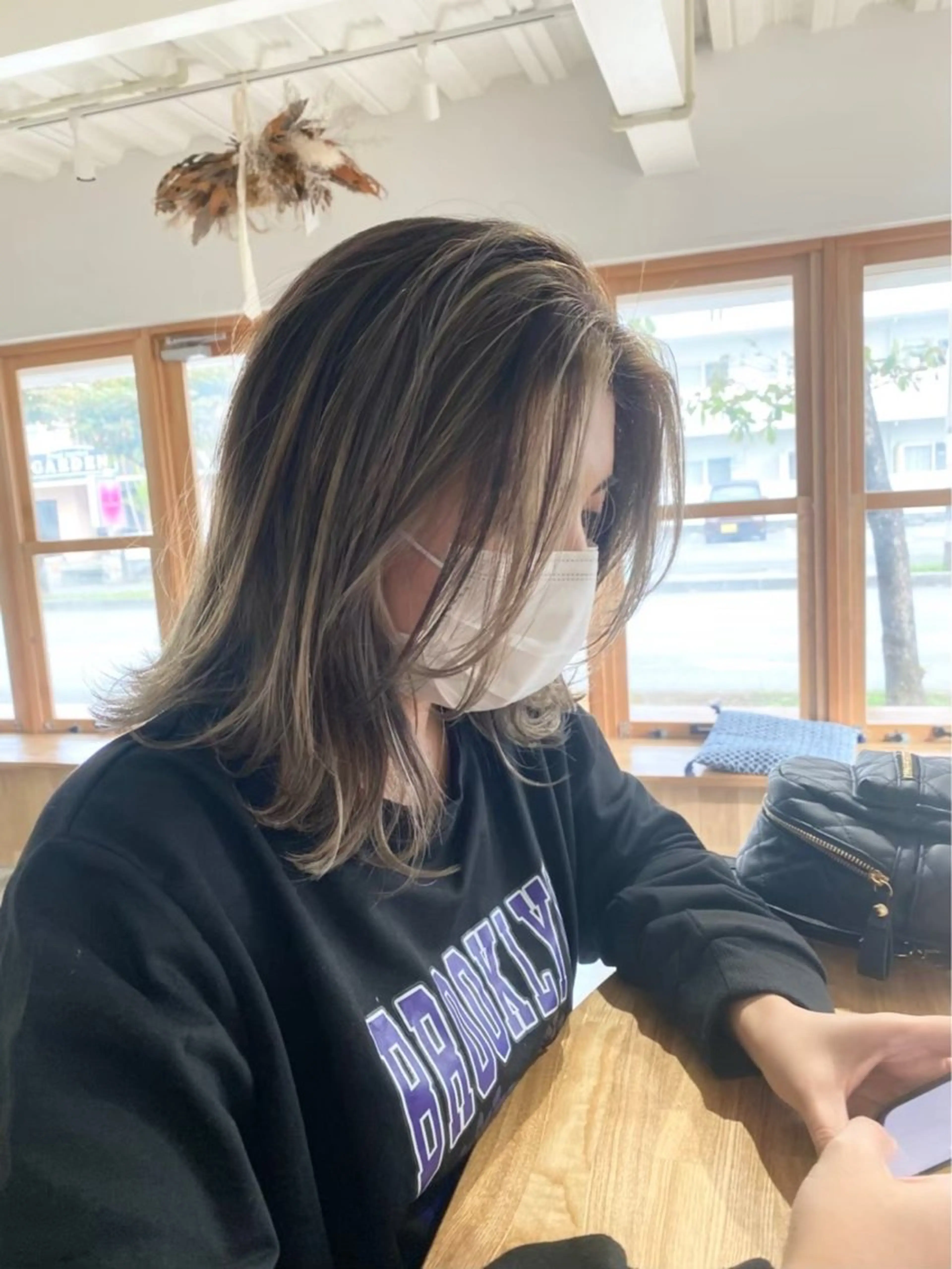 セミロング KOU×北谷× BY MY SIDEのヘアスタイル