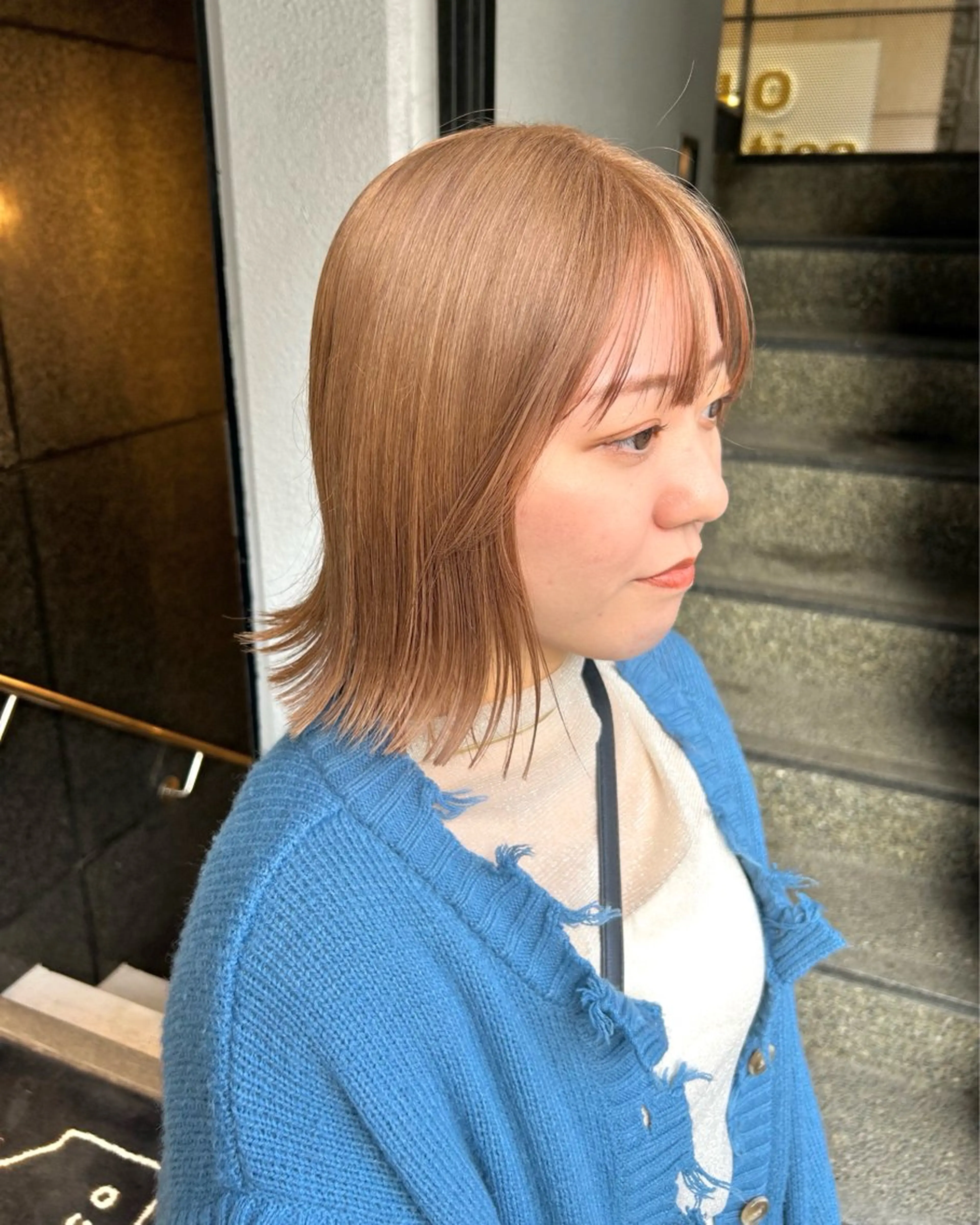 ミディアム カラー écouter所属・ショート/ウルフ ハイトーン/カイセイのヘアスタイル